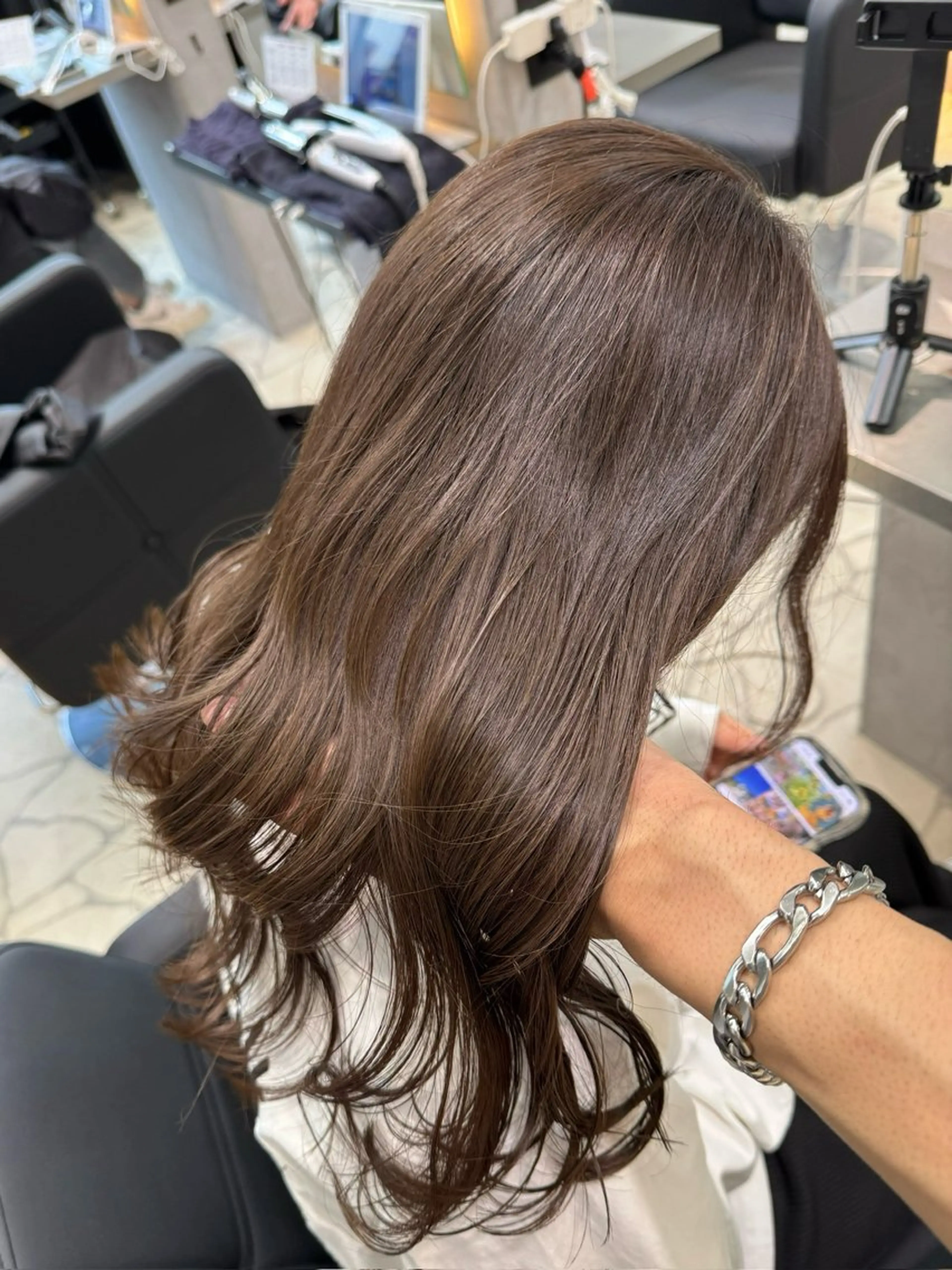 セミロング カラー ブリーチ グレージュ ブリーチなしカラー オリーブグレージュ オリーブグレー エクステ/透明感 韓国ヘア/KENTAのヘアスタイル