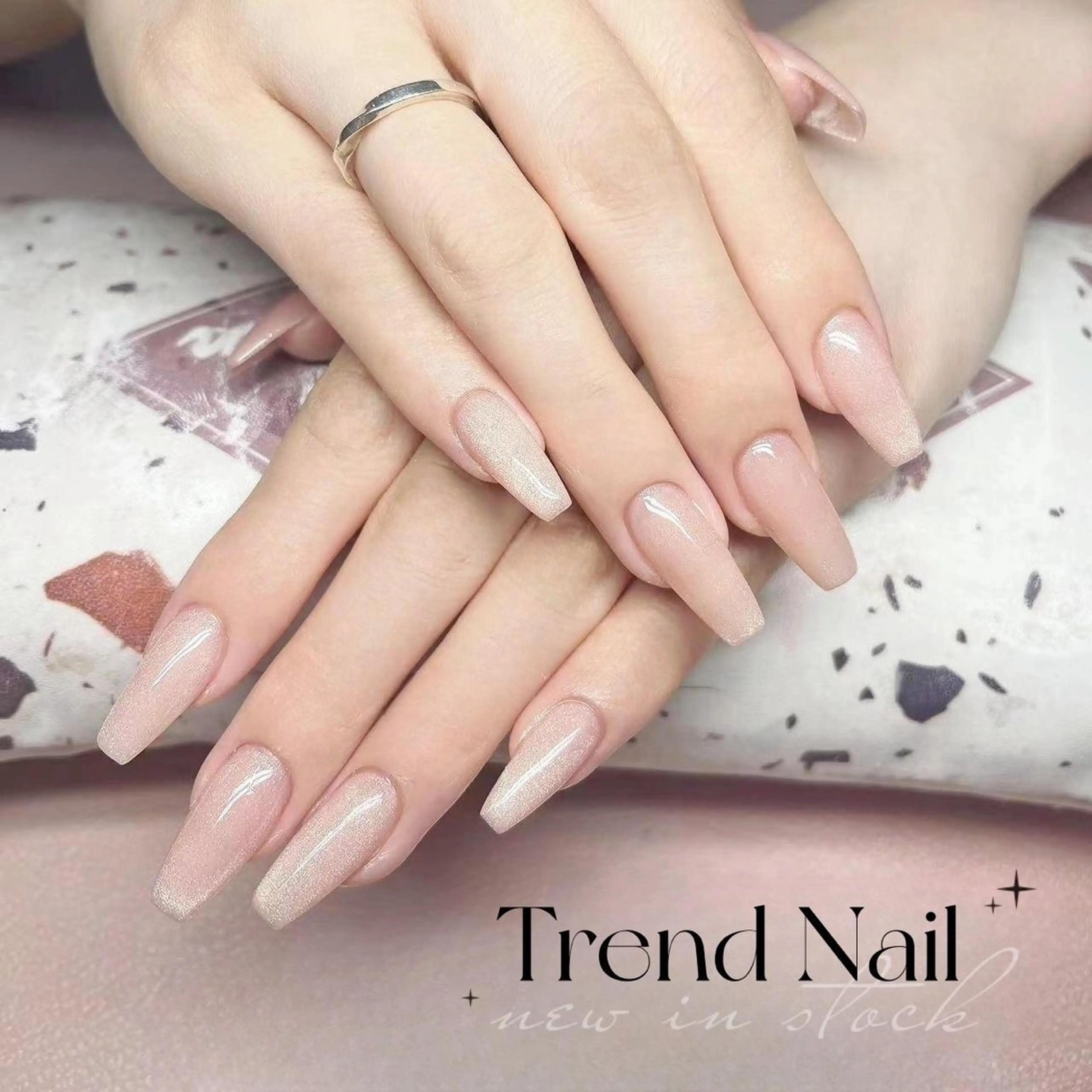 ネイル ハンドネイル トレンド ネイル スタジオのネイルデザイン