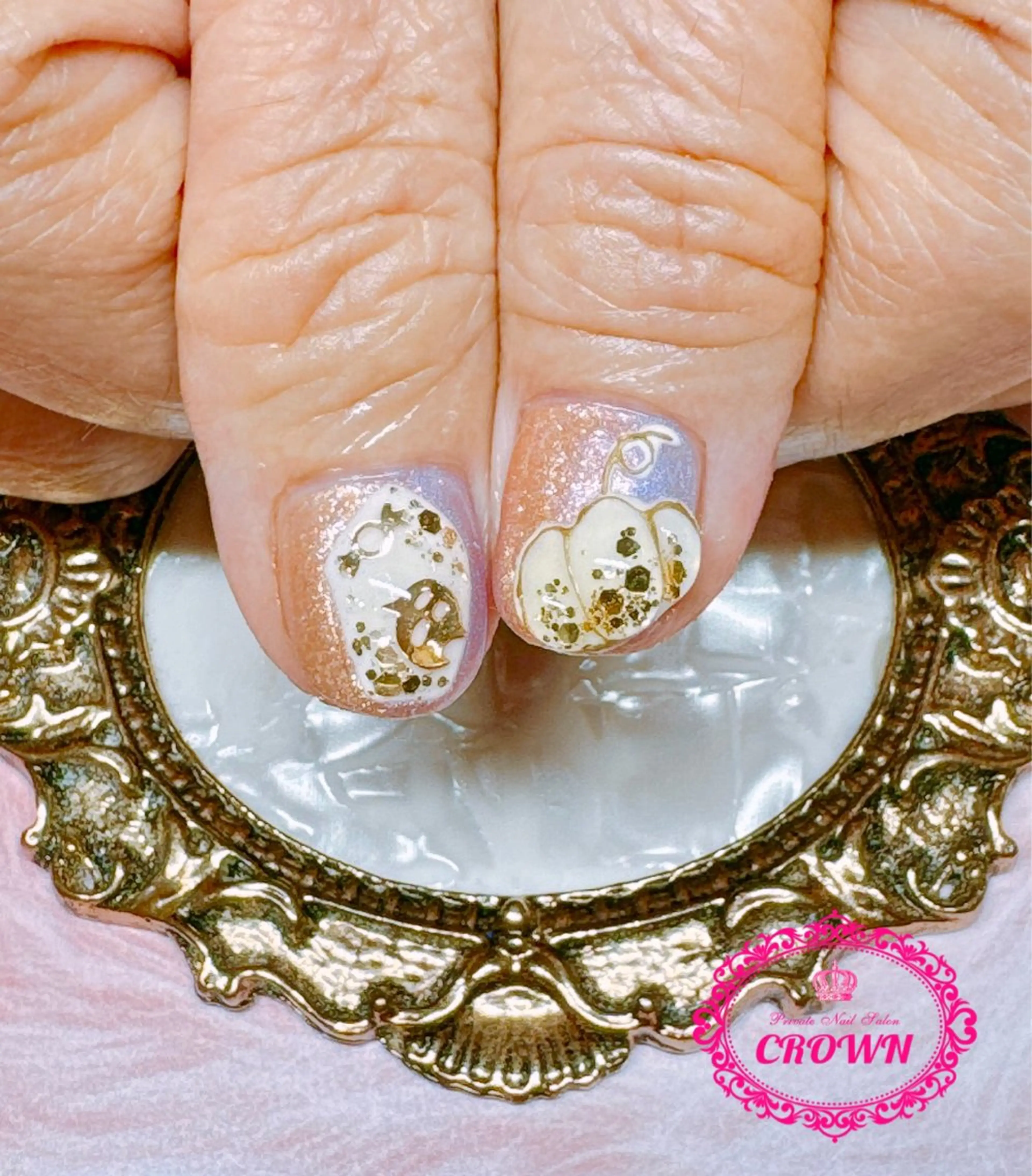 ネイル CROWN プライベートサロンのネイルデザイン