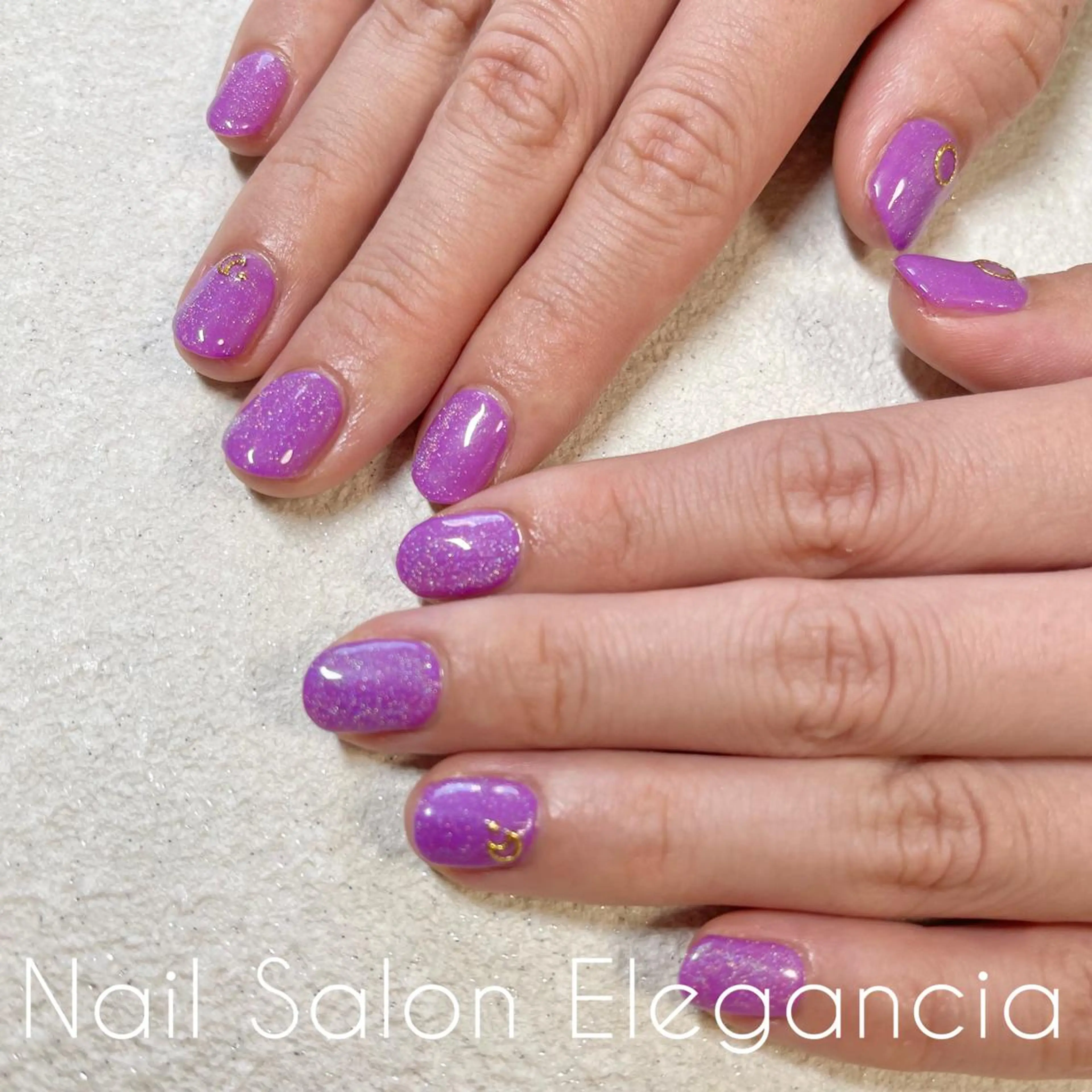 カラー ネイル Elegancia. Hiromiのネイルデザイン