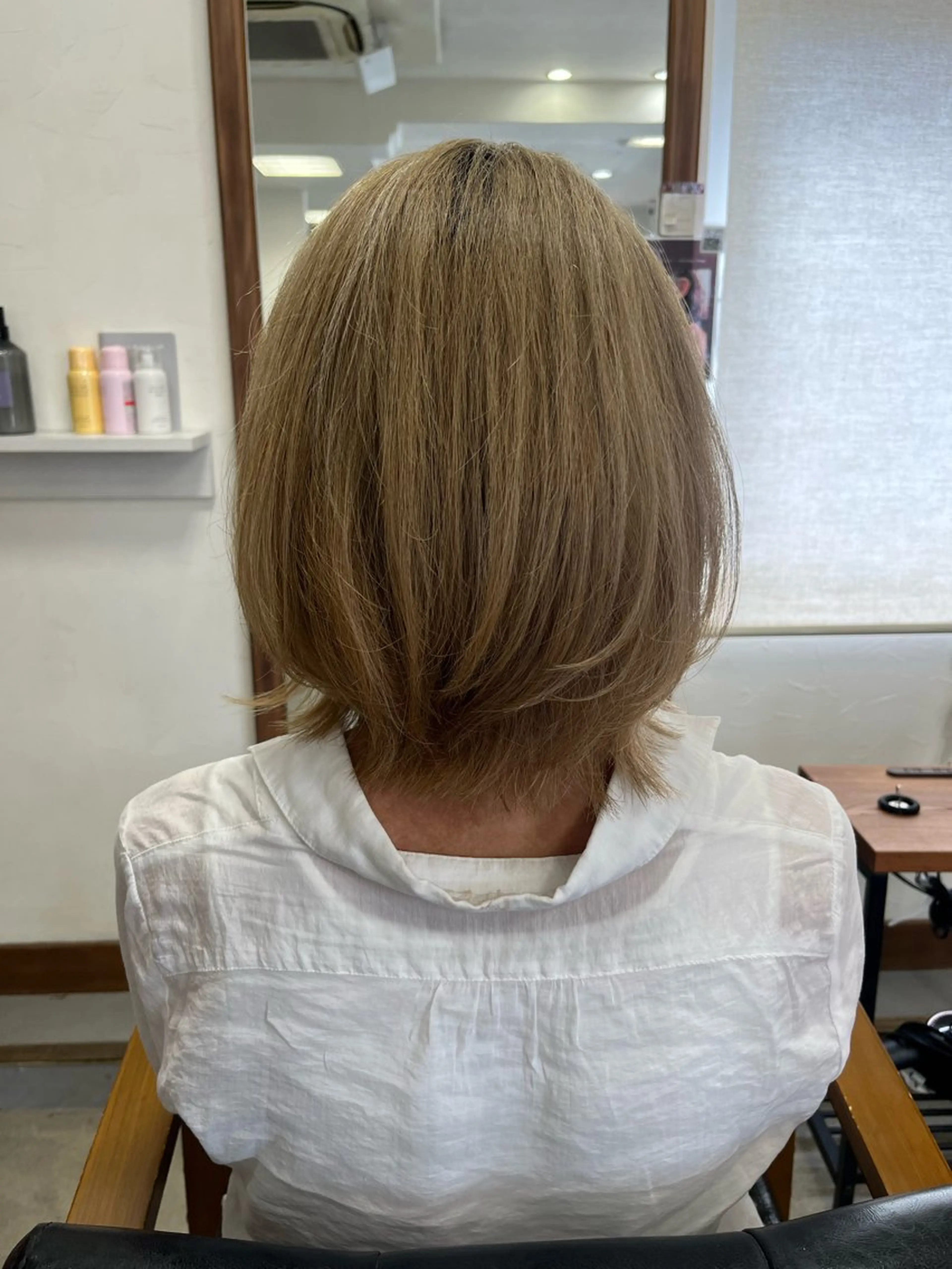 ミディアム lotti スタイリスト田中のヘアスタイル