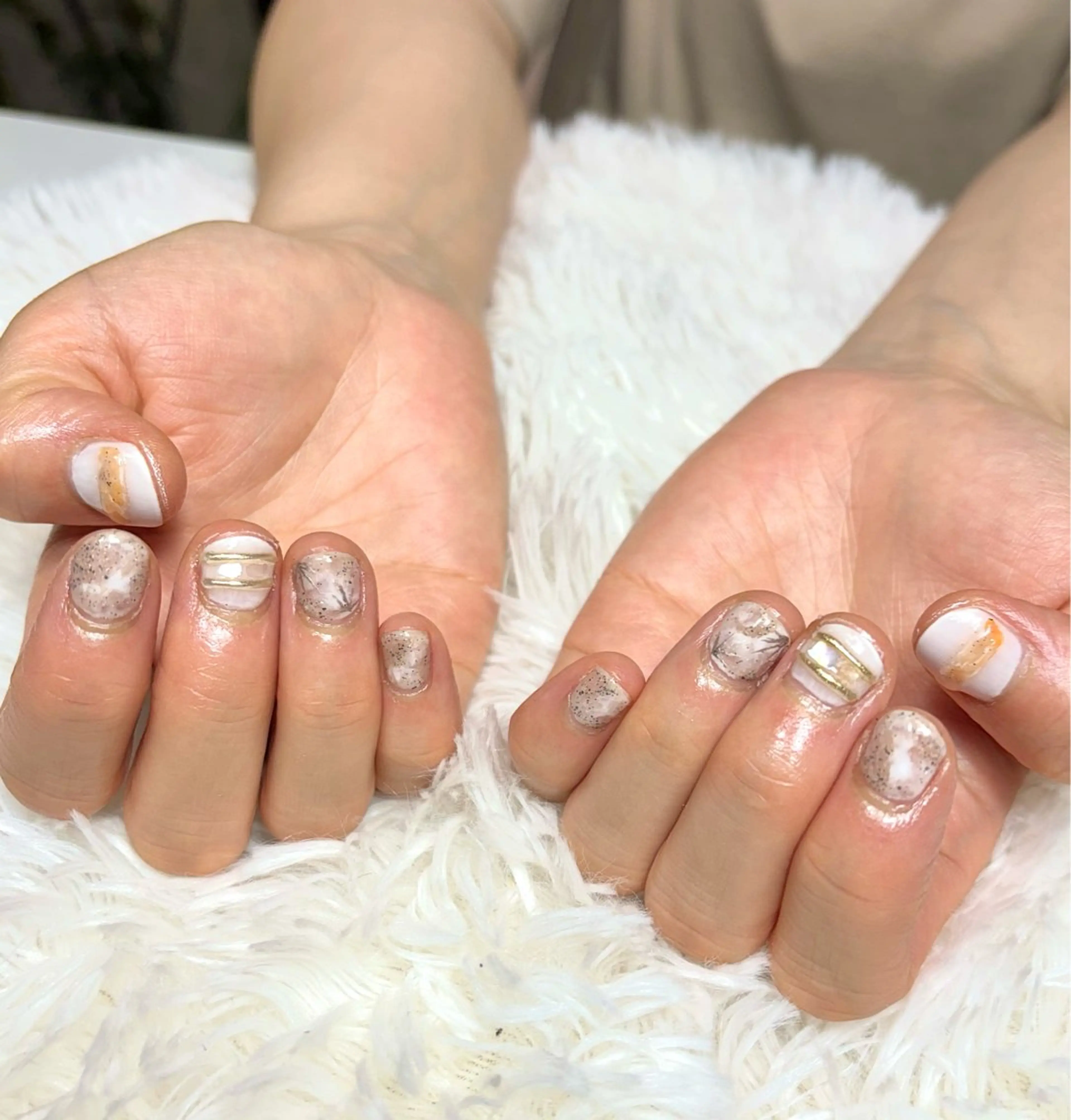 ネイル ニュアンスネイル 夏ネイル LUANA n'sのネイルデザイン