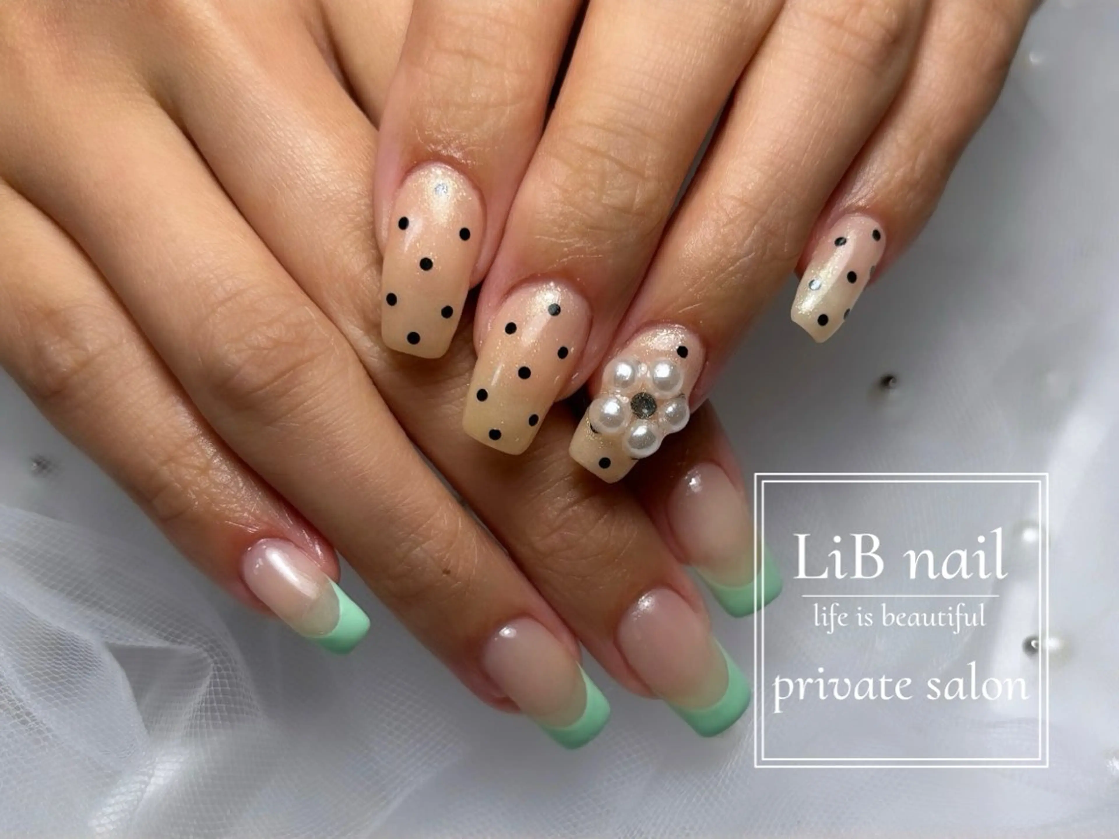 ネイル ハンドネイル LiB nailのネイルデザイン