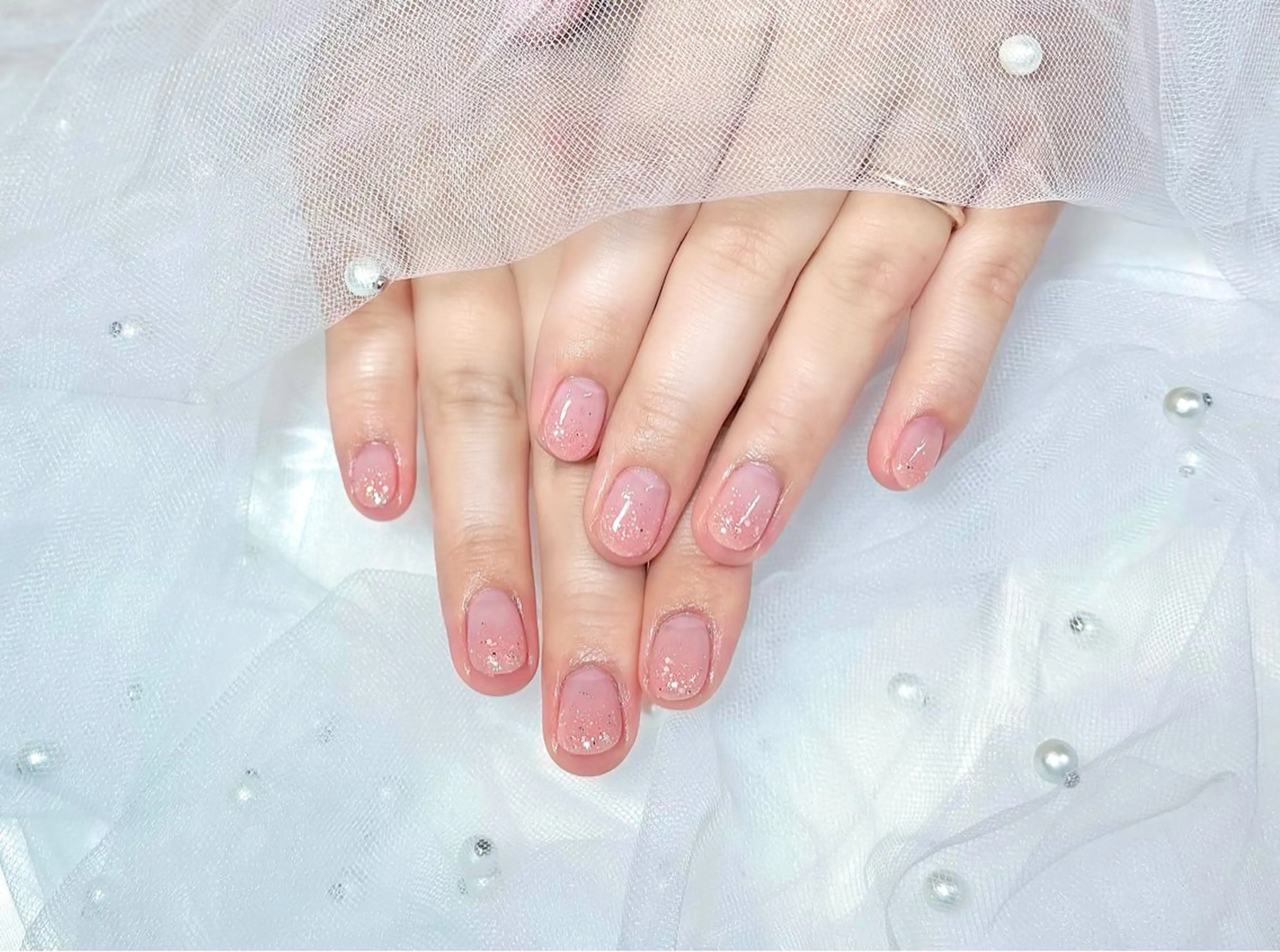 ネイル グラデーション 韓国ネイル ラメ(グリッター) ラメグラデーション ワンカラーネイル Chat　noir所属・【chatnoir】 MIYUのネイルデザイン