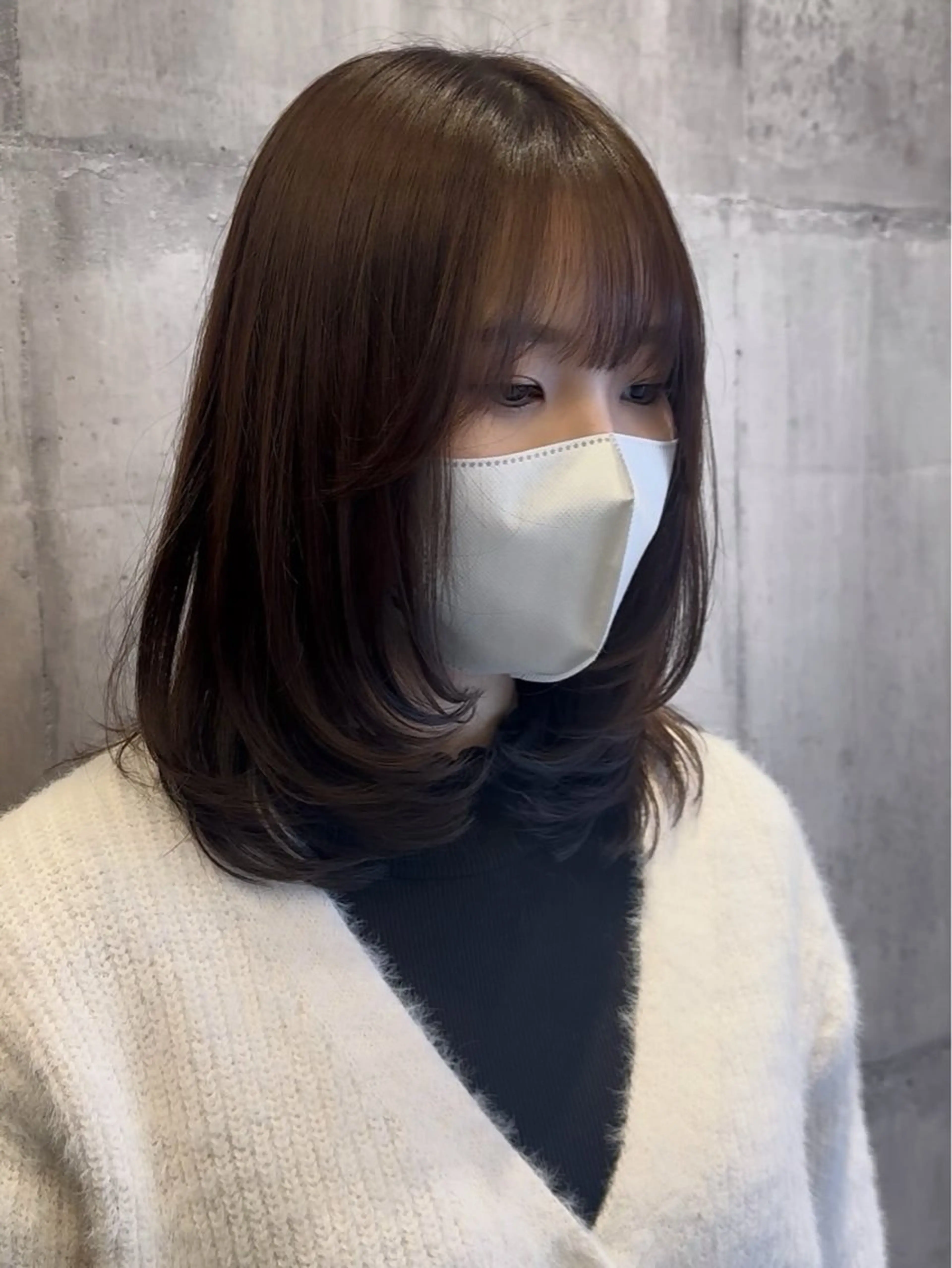 ミディアム ミディアムレイヤー レイヤーカット カット ヘアカラー トリートメント kana🌻 /attraのヘアスタイル