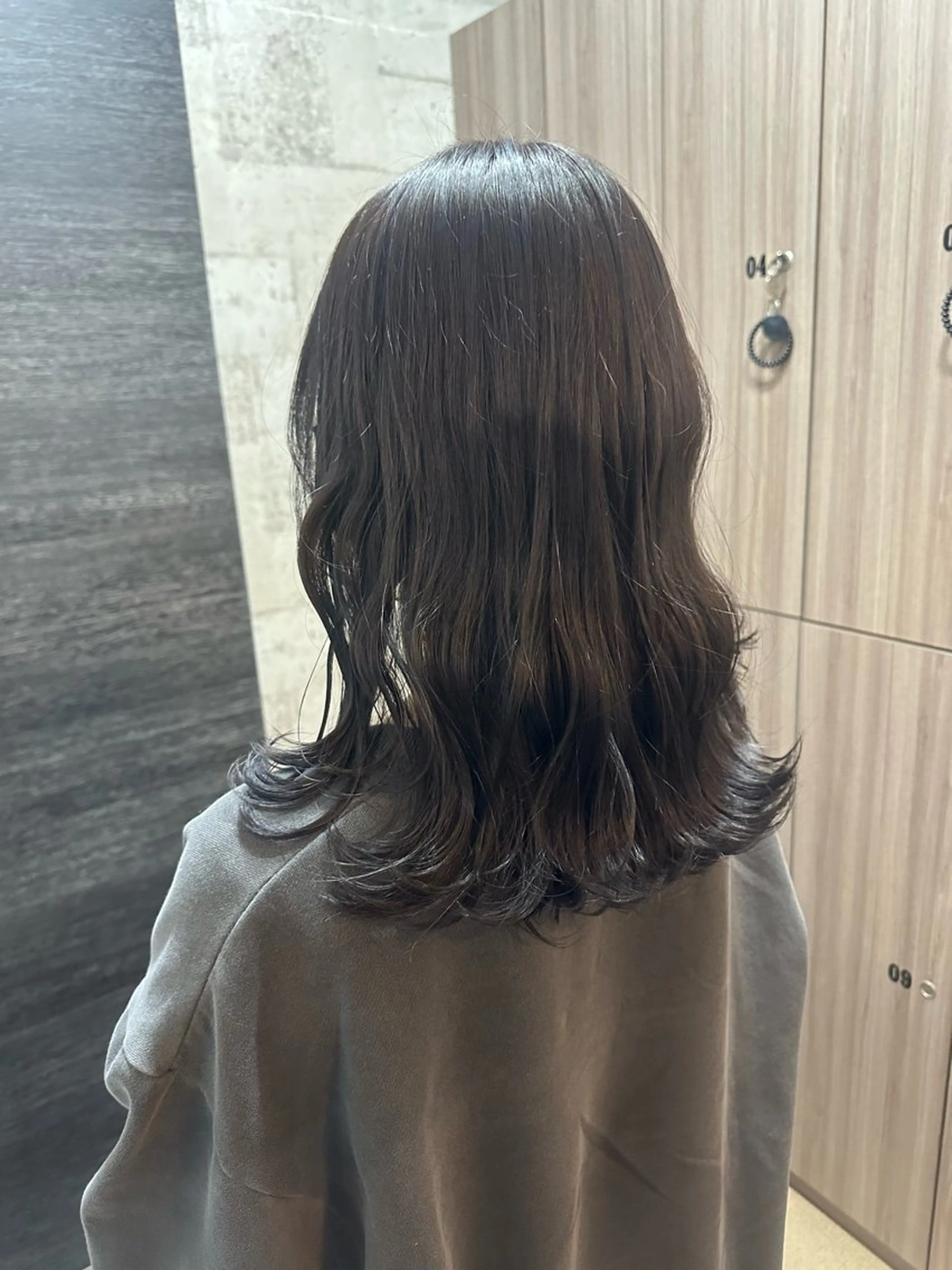 ミディアム Menon茨木店所属・保井 実奈美のヘアスタイル