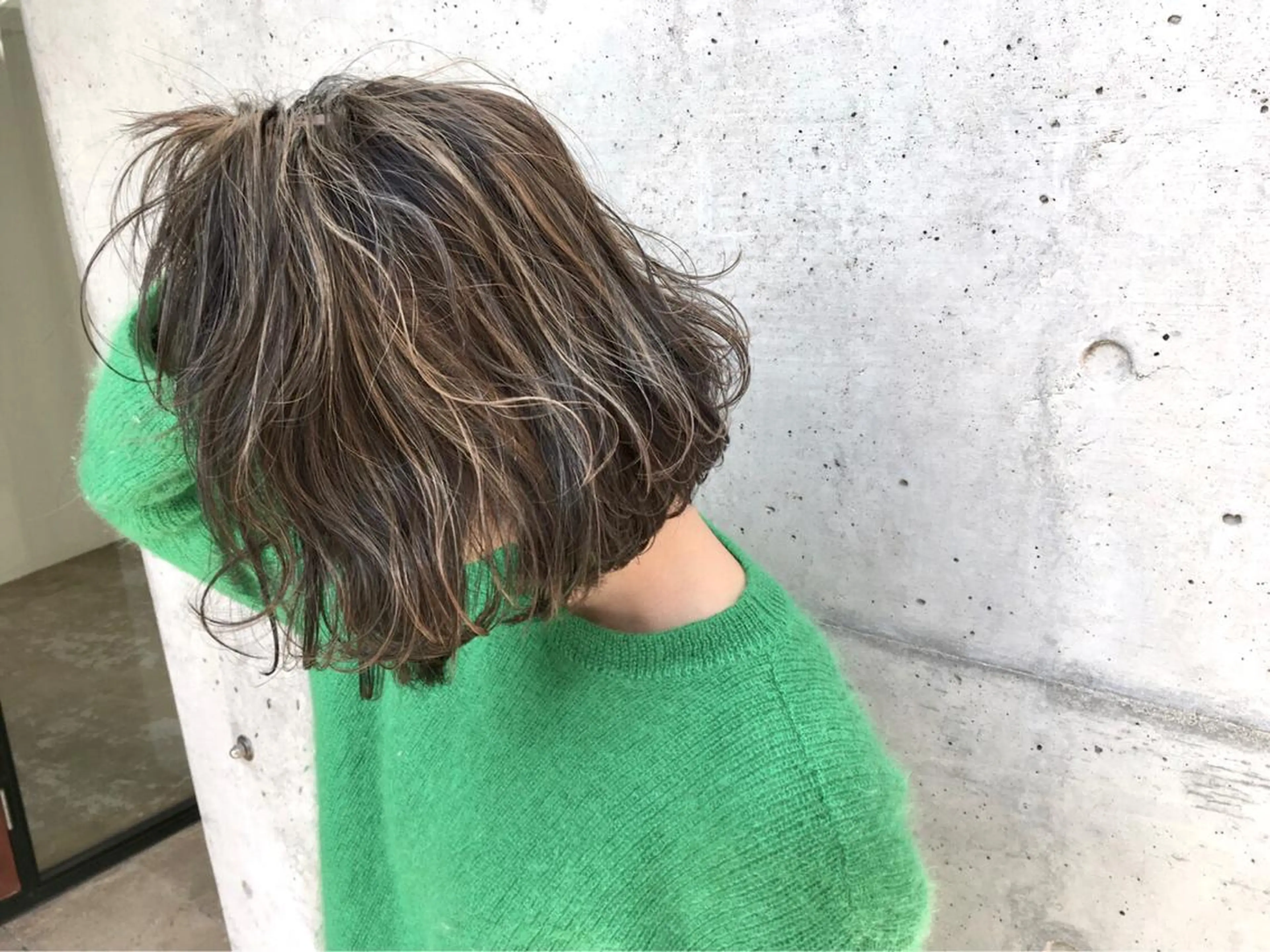 ミディアム カラー moana surfriderのヘアスタイル