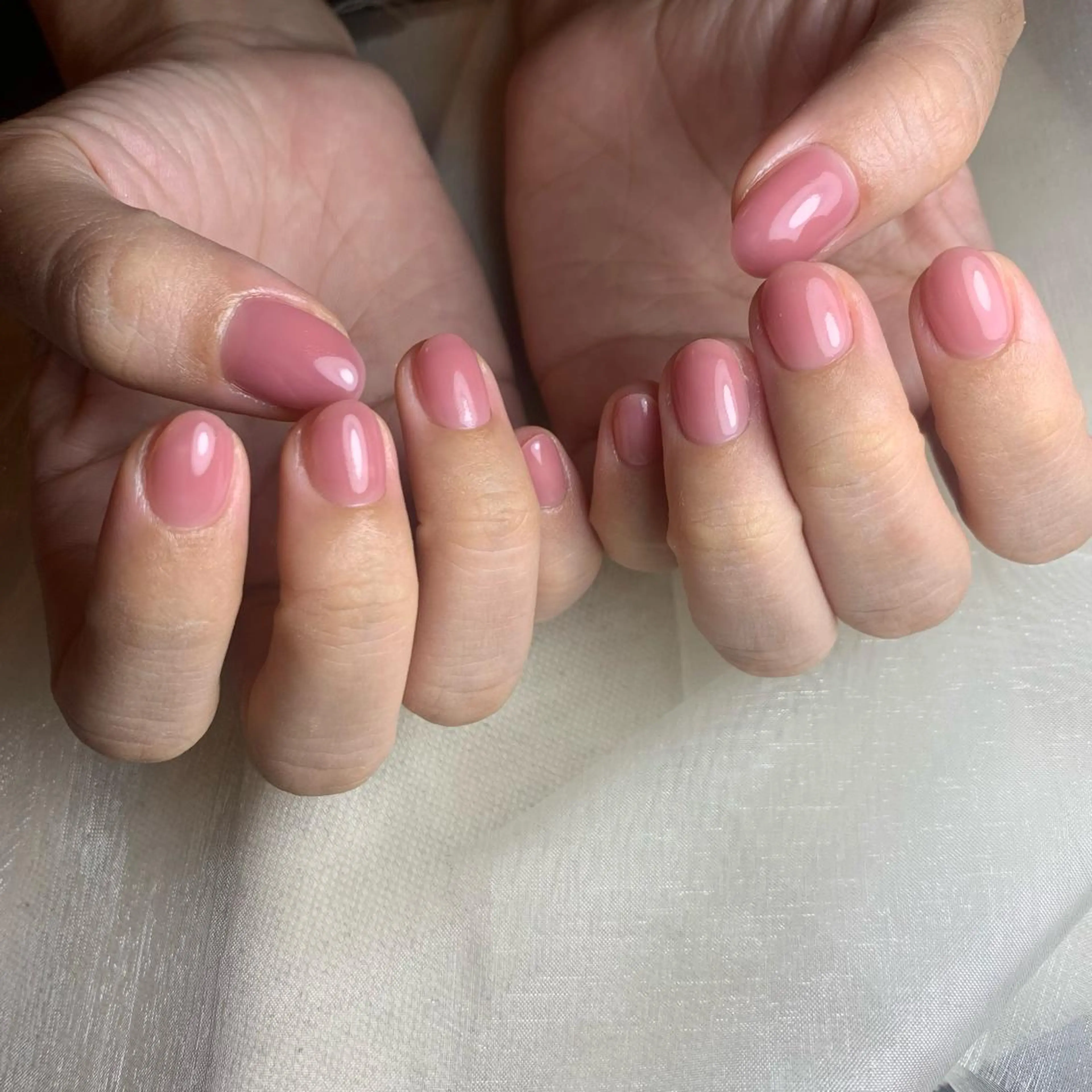 ネイル ハンドネイル repos~ルポ~所属・里見 麗のネイルデザイン