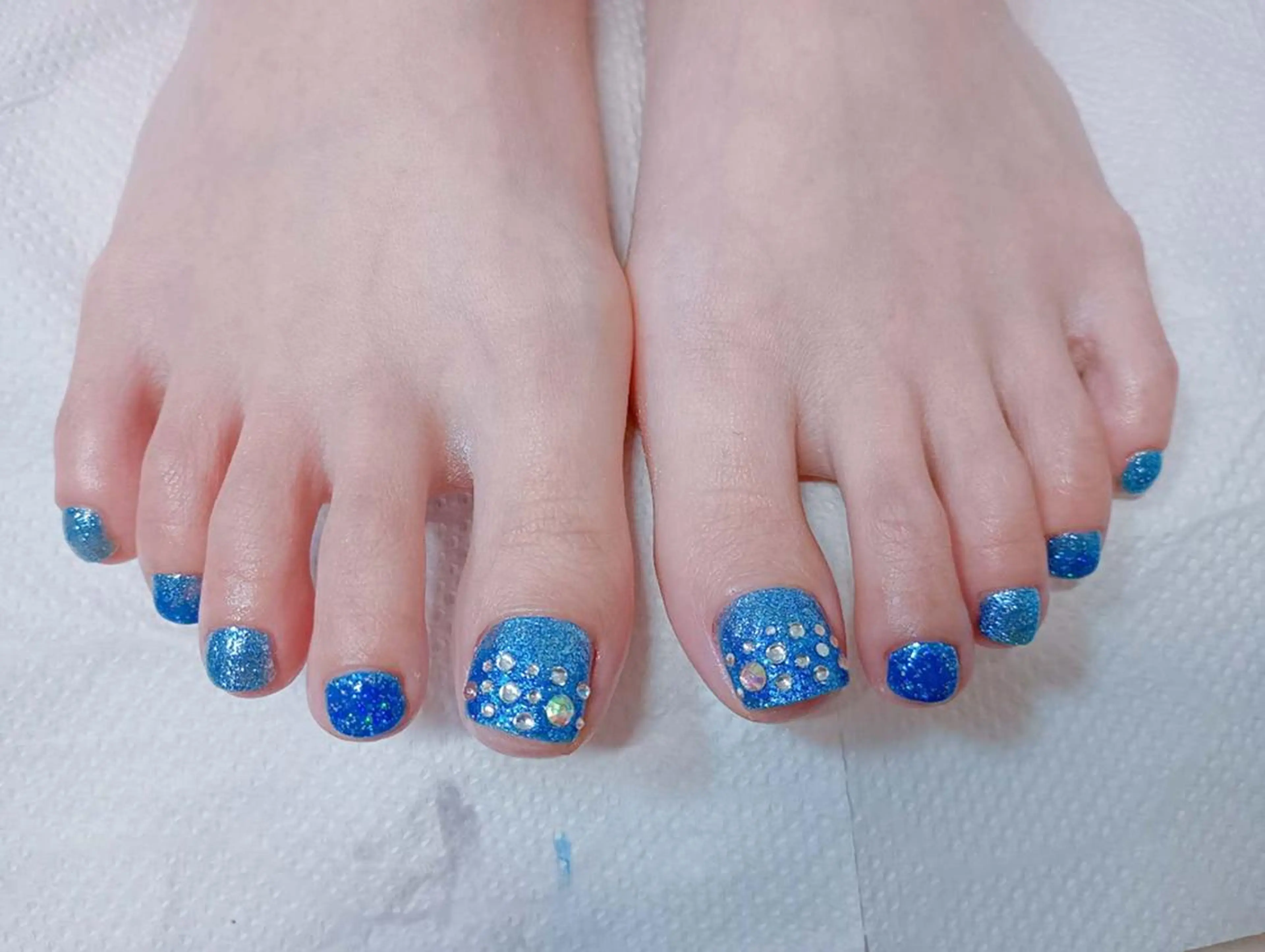 ネイル ジョリ ちひろ☘️🩵のネイルデザイン