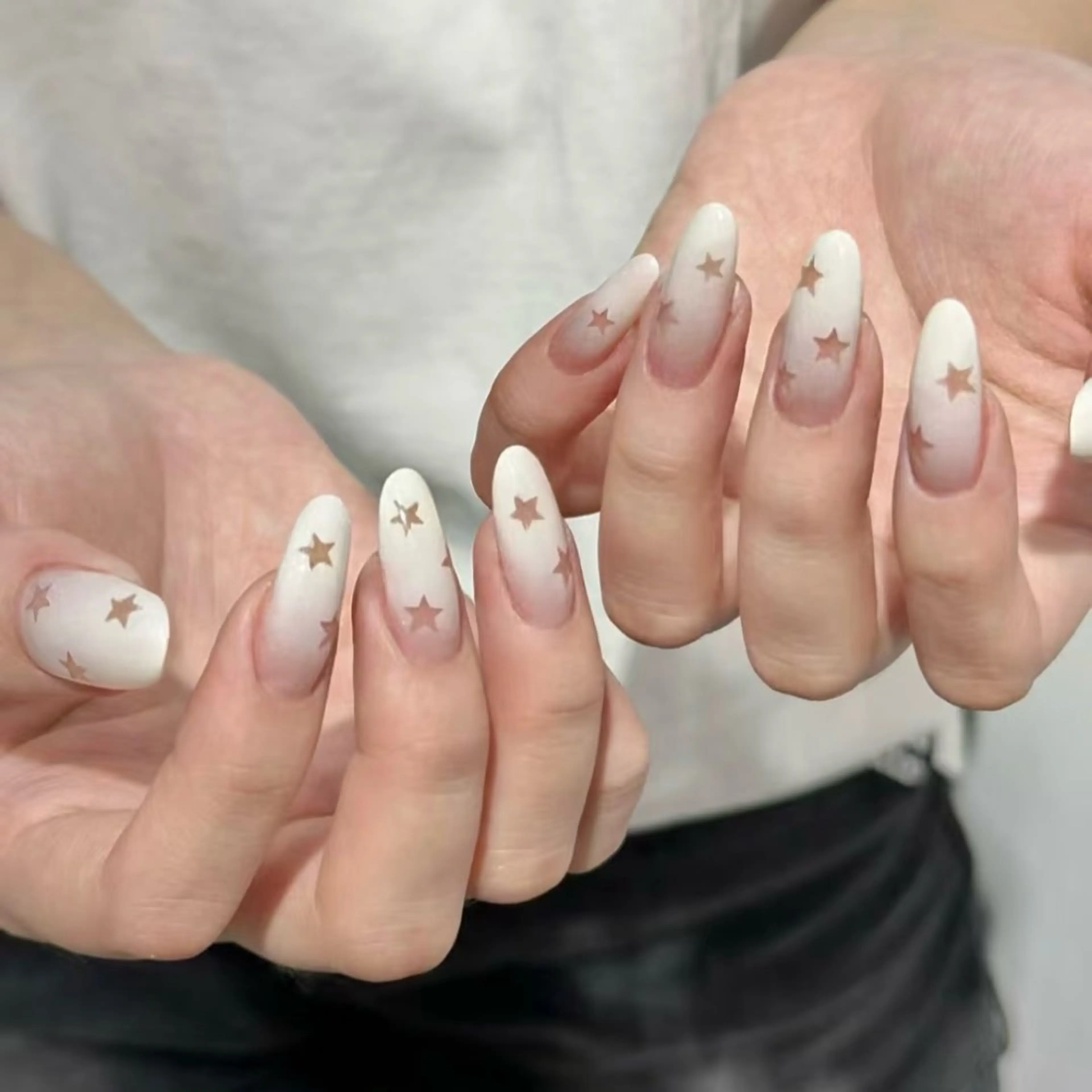 ネイル 陽菜 🦋のネイルデザイン