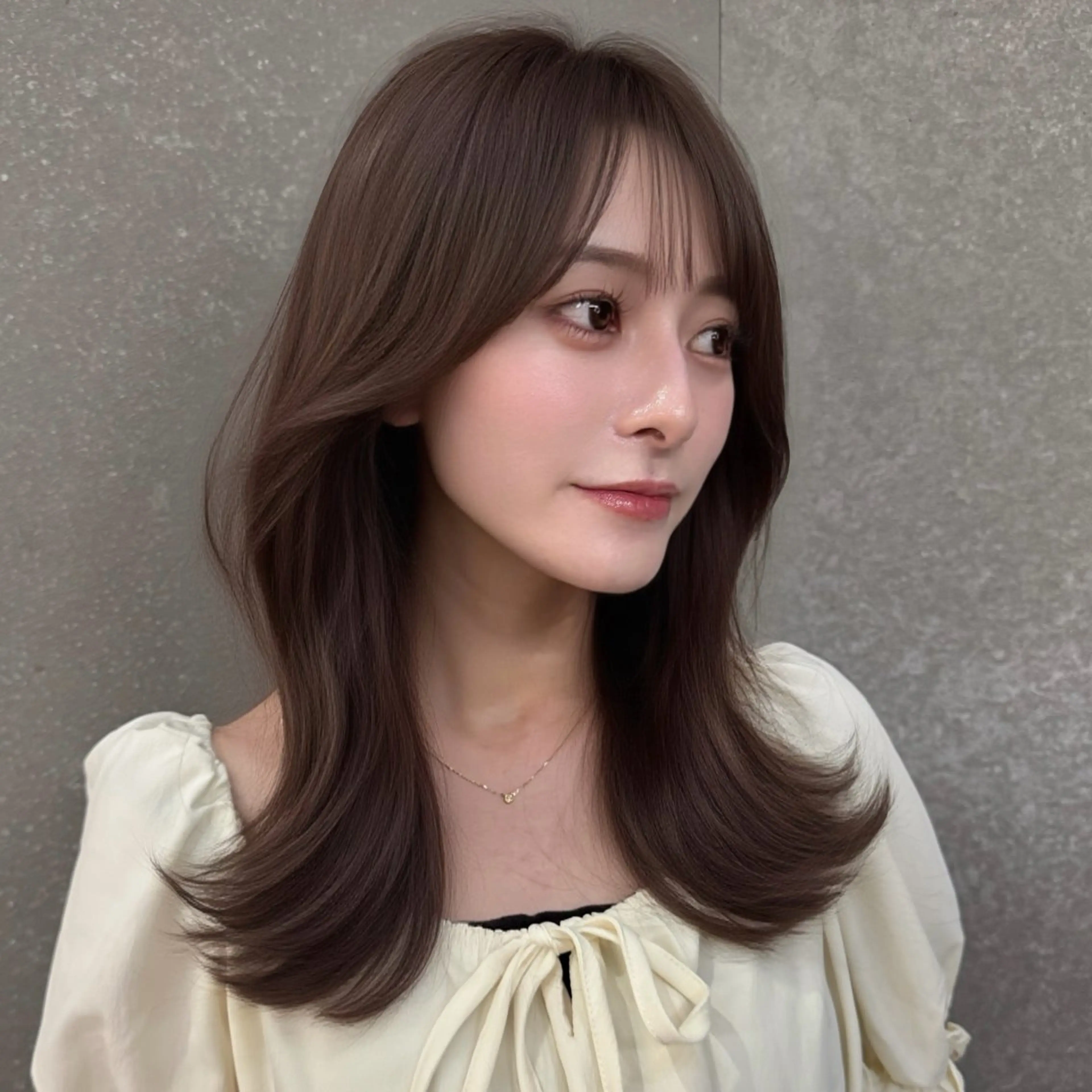 ミディアム カラー くびれヘア 顔周りカット 小顔カット カット ヘアカラー トリートメント 韓国レイヤー🇰🇷 /縮毛矯正💎/月音のヘアスタイル