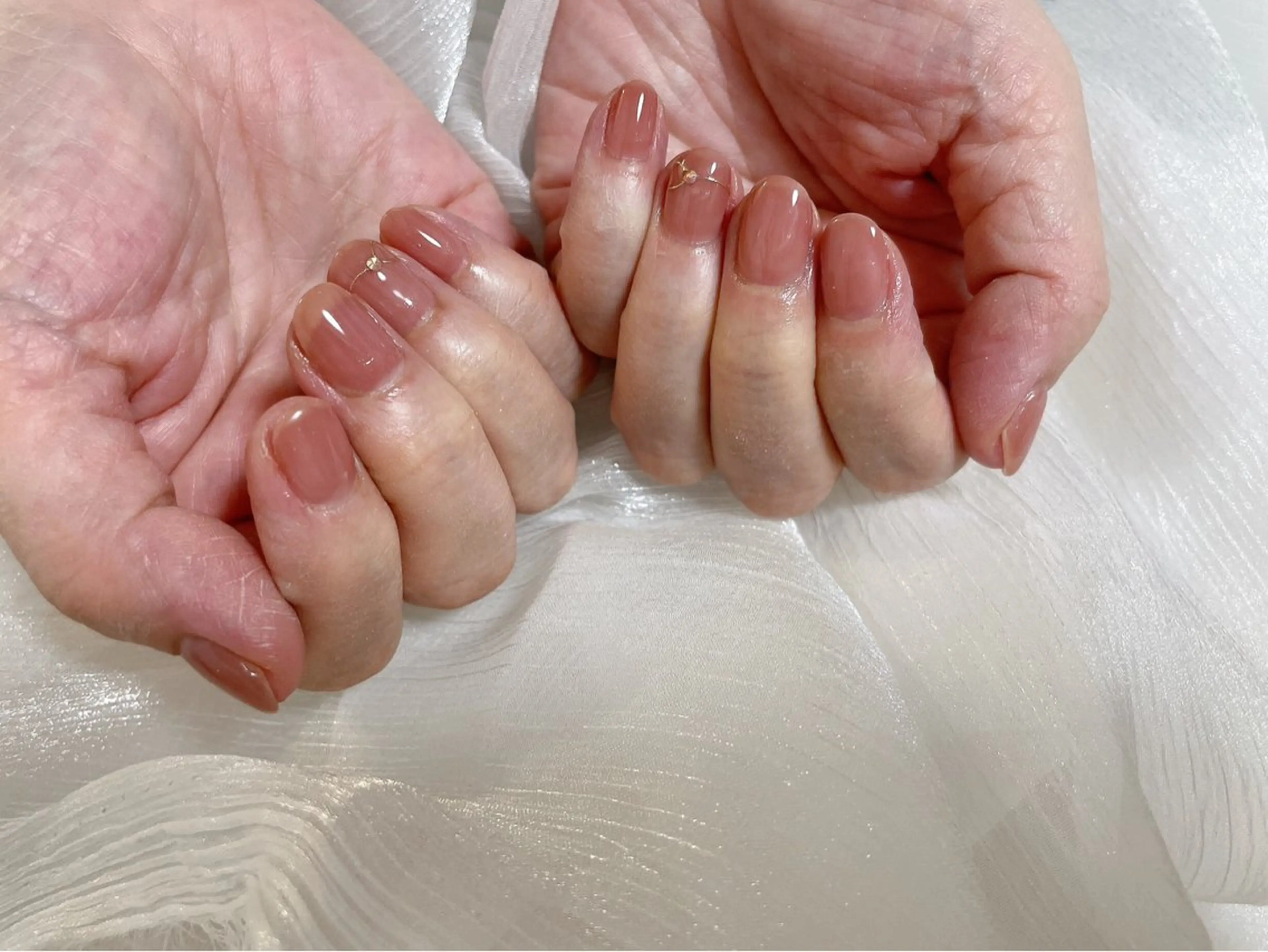 ネイル オーロラネイル ブルー フットネイル フレンチネイル ジェルネイル ハンドネイル kiki nail たまプラーザのネイルデザイン