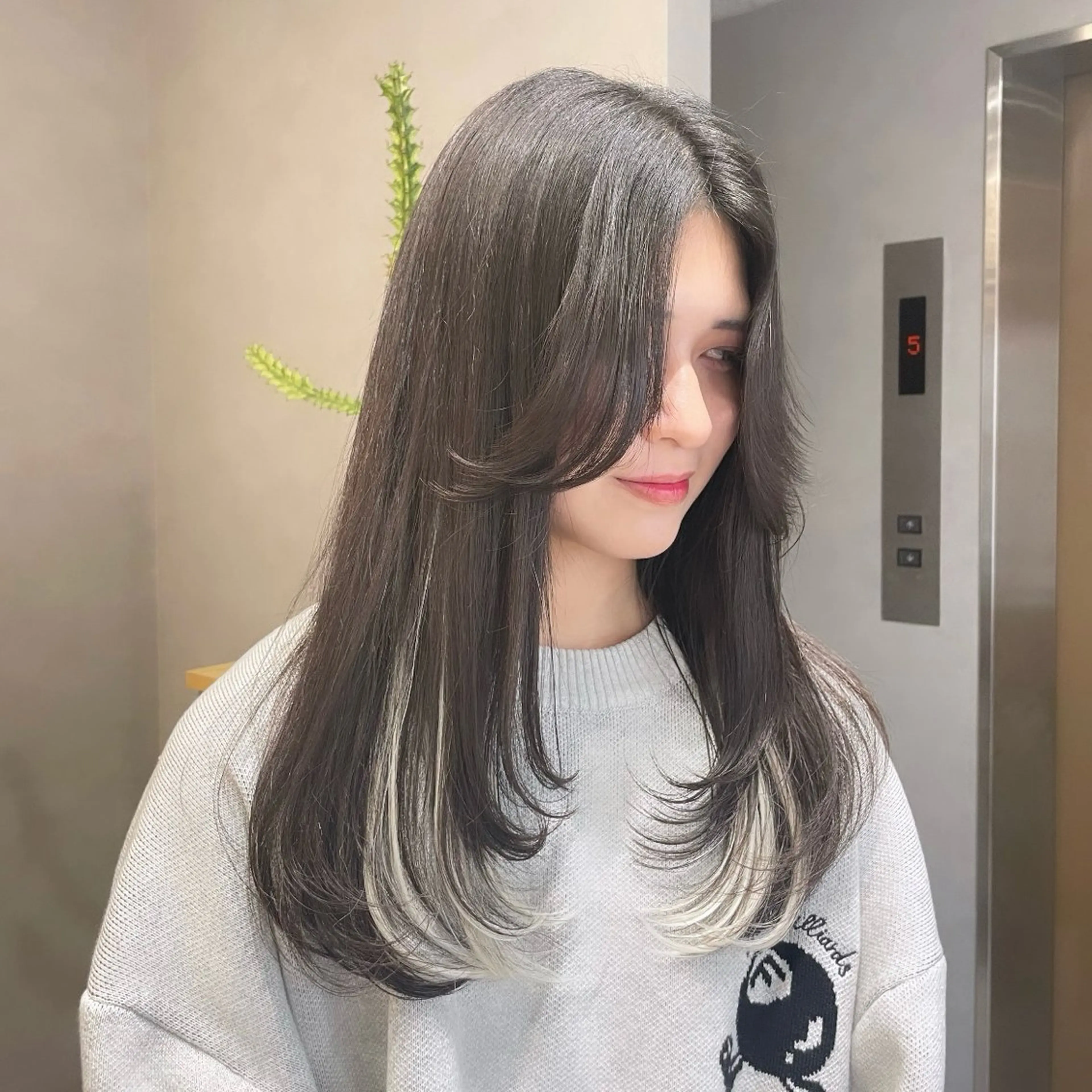 セミロング カラー エクステ レイヤーカット カット Rui/透明感カラー 暖色/レイヤーカットのヘアスタイル