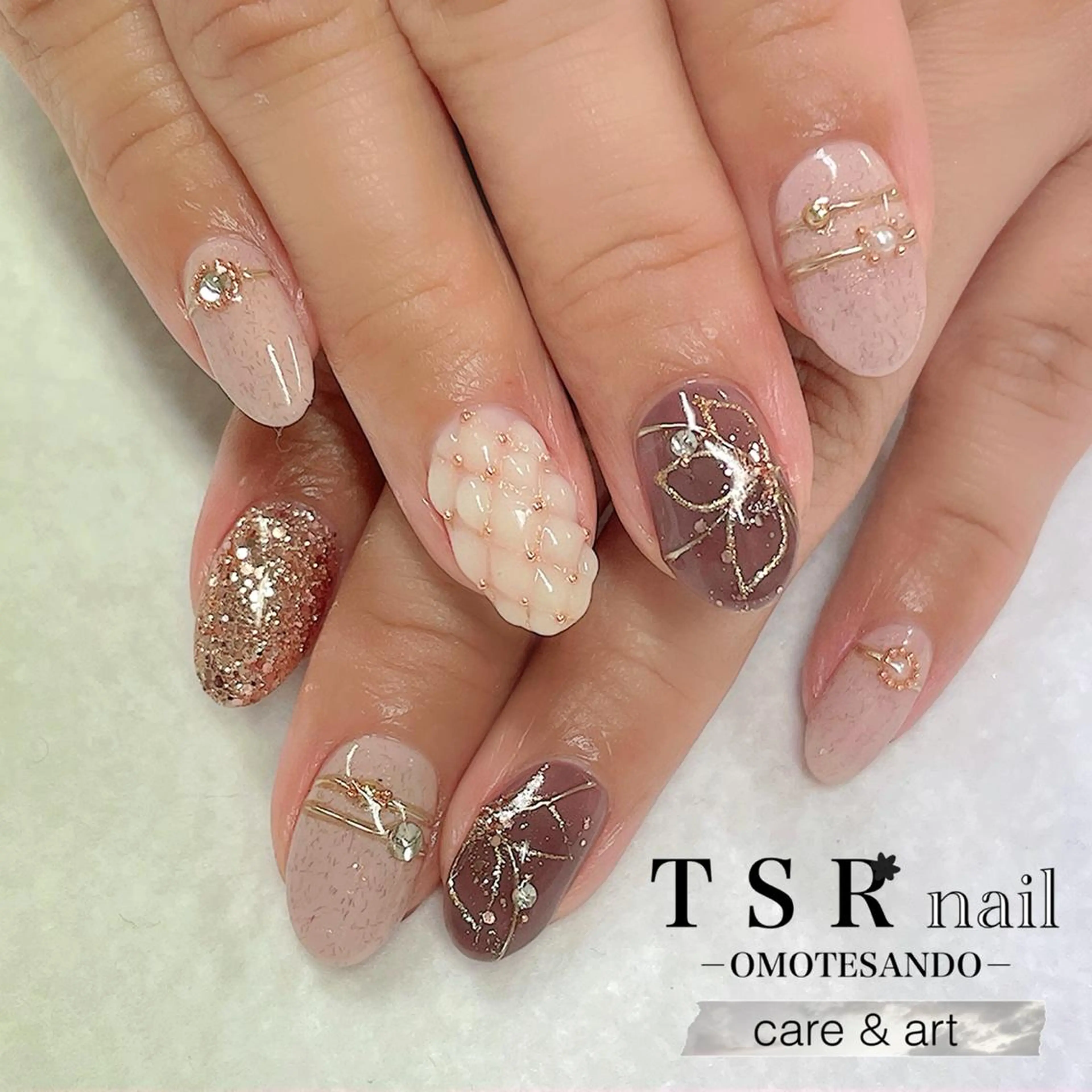 ネイル アートネイル フラワーネイル ジェルネイル パラジェル ネイルチップ ハンドネイル ハンドケア 爪咲 りり花のネイルデザイン