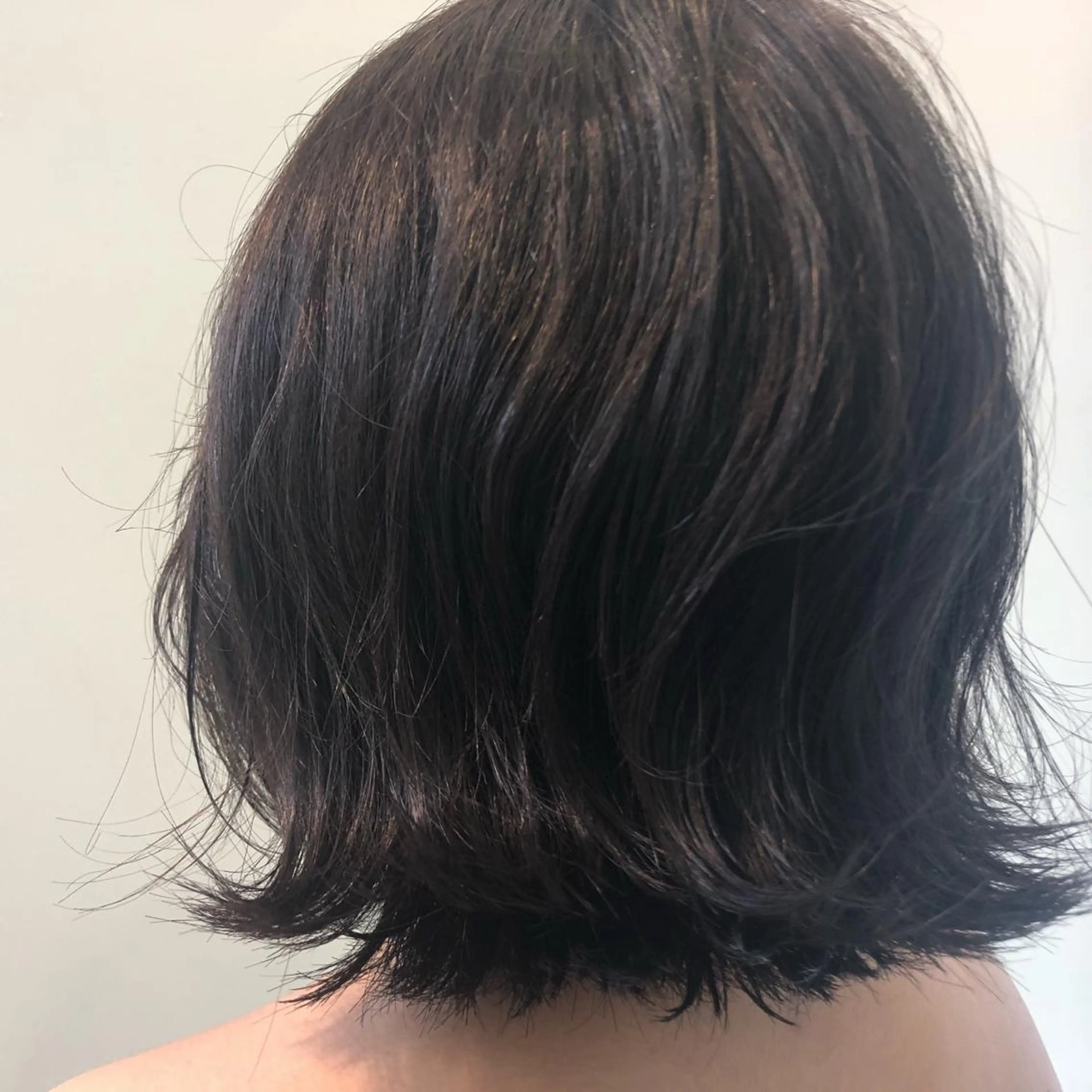 ショート アッシュ アッシュグレー GLROW haruhiのヘアスタイル
