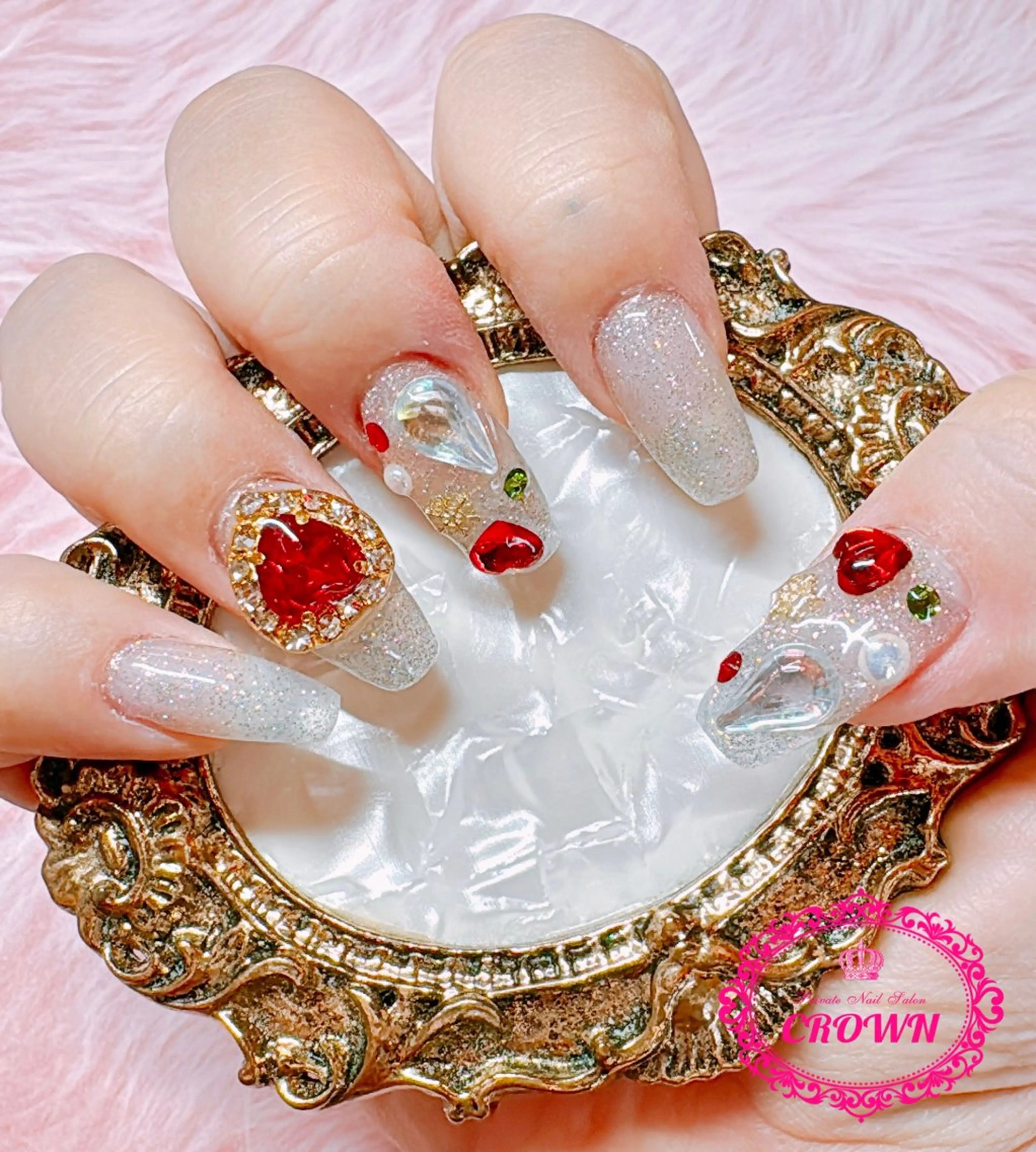 ネイル CROWN プライベートサロンのネイルデザイン