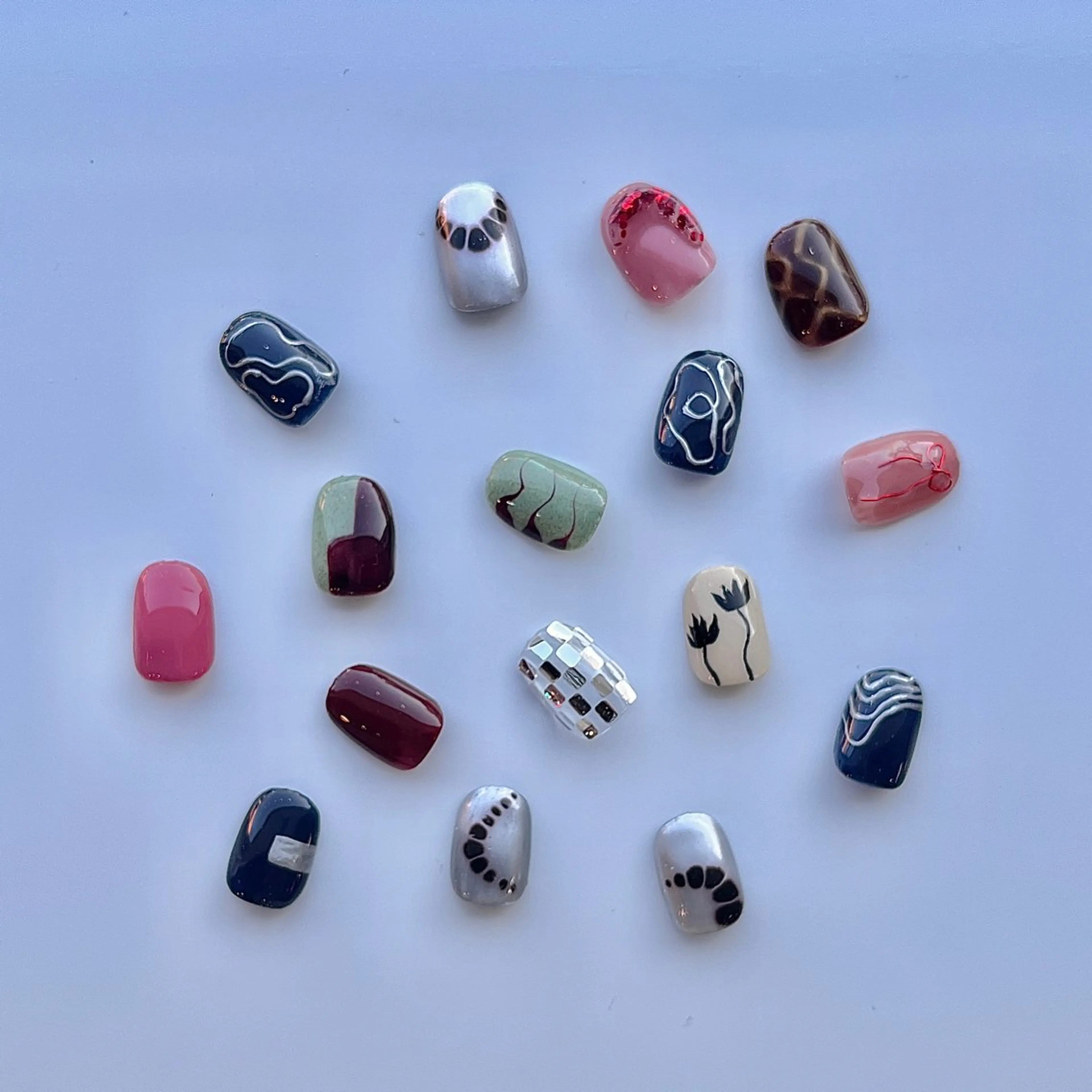 ネイル ハンドネイル née 福田 藍梨のネイルデザイン