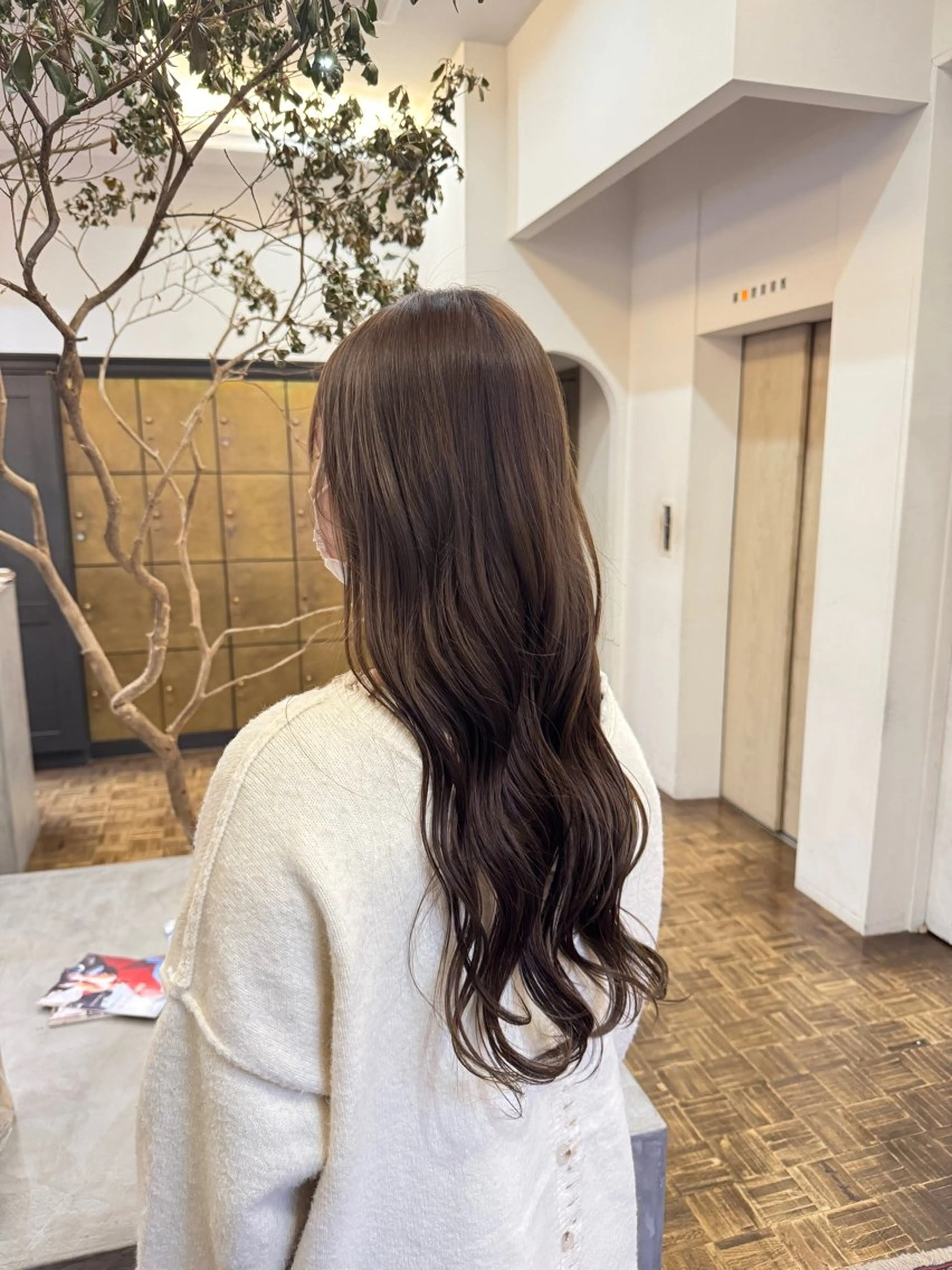 ロング カラー ベージュカラー 透明感カラー 天野 珠華のヘアスタイル