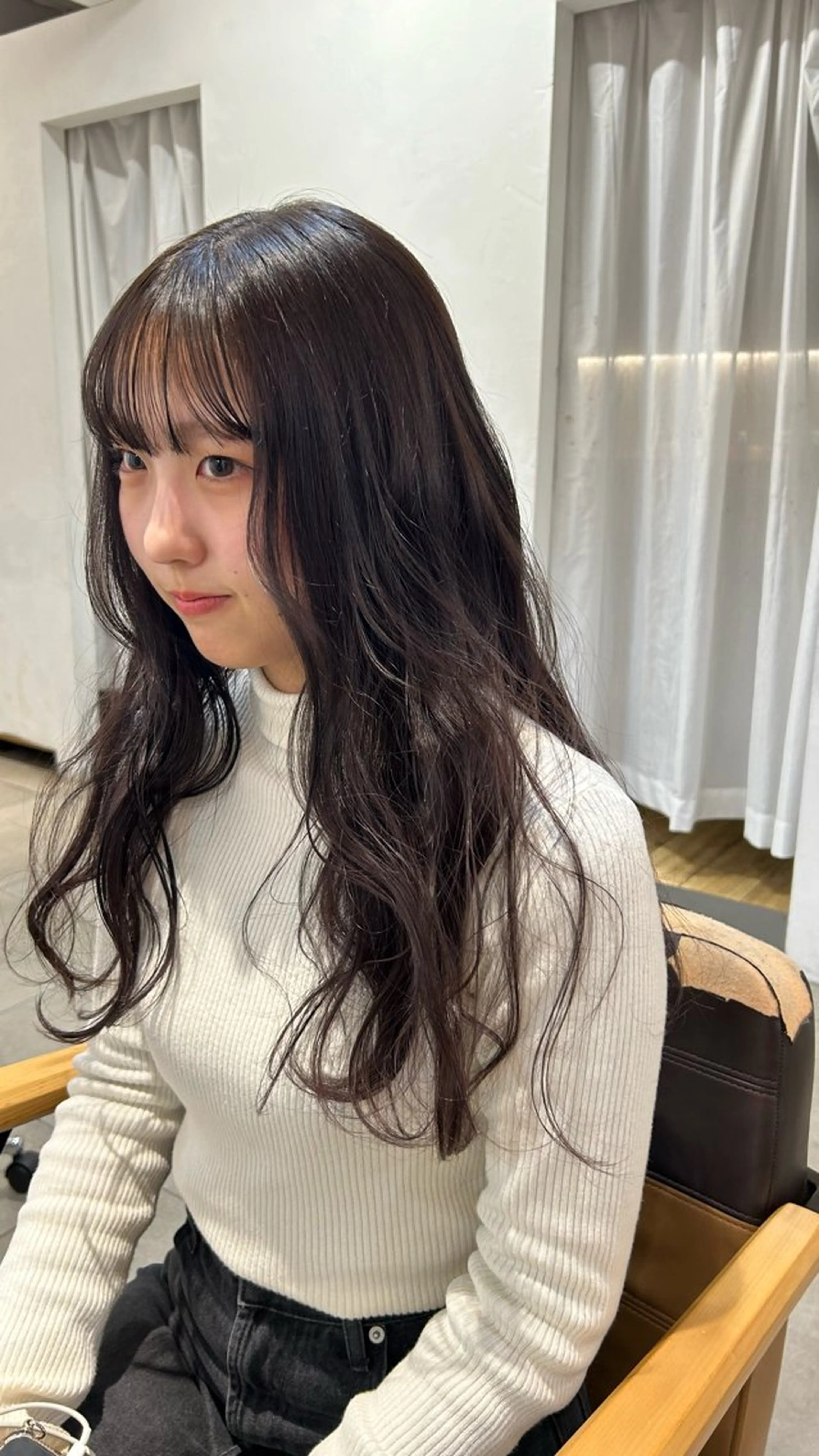 ロング カラー 透明感カラー ヘアカラー トリートメント じゅわっと暖色カラー 🍊Moemiのヘアスタイル