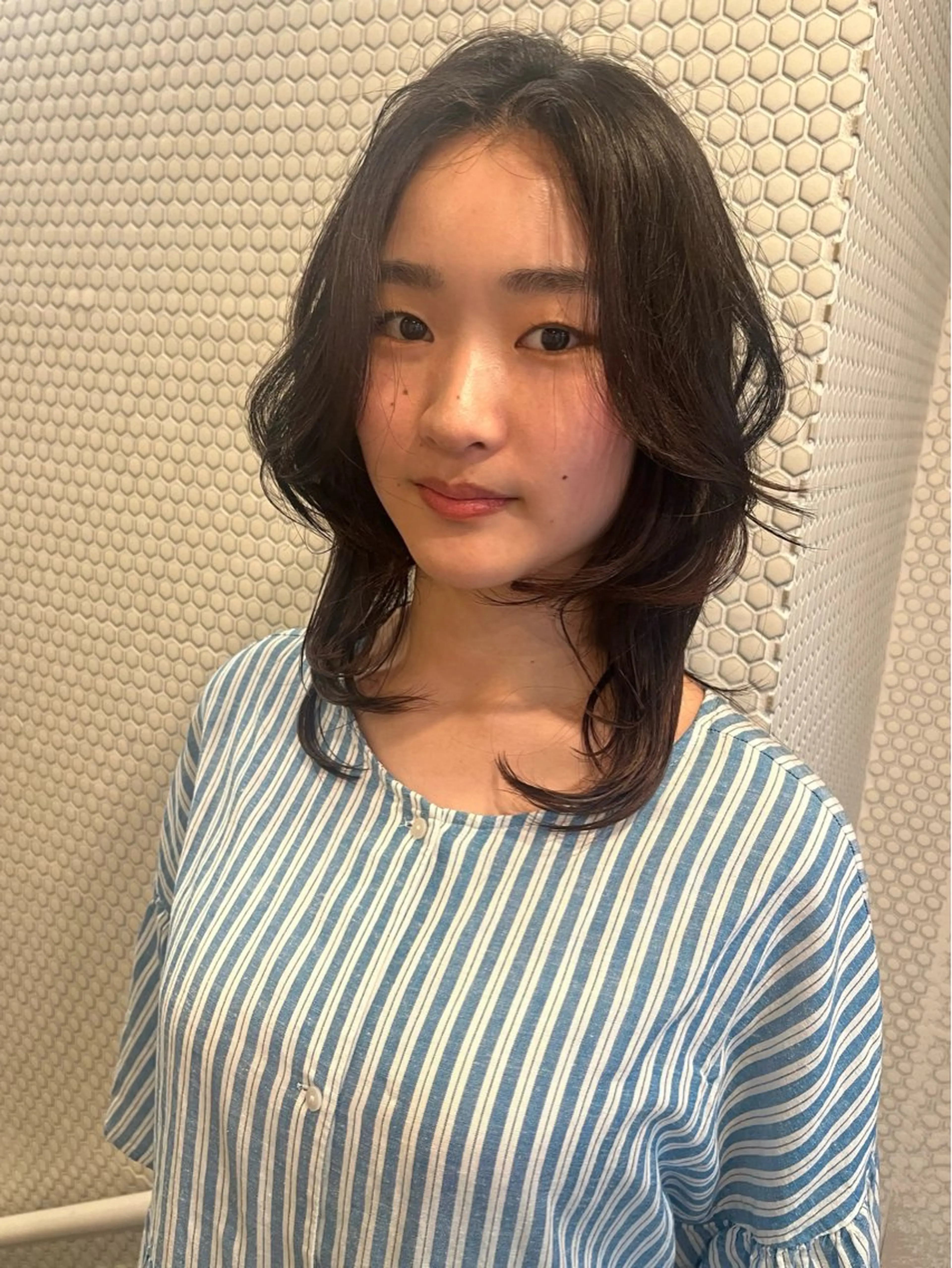 ミディアム 髪質改善 韓国風ヘア レイヤーカット 髪質改善/レイヤー/ ボブ/磯野史歩のヘアスタイル