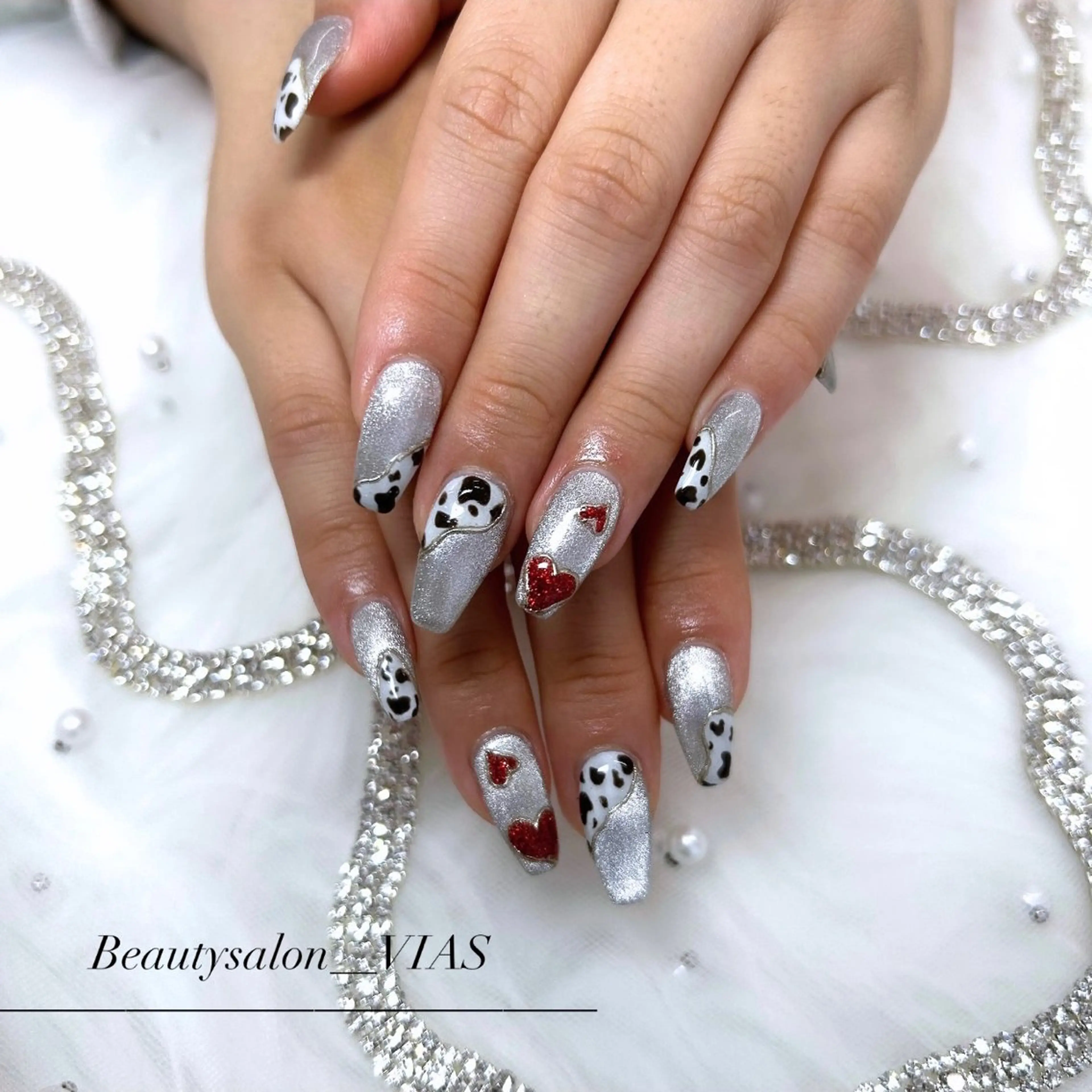 ネイル ハンドネイル VIAS 〜EYE&NAIL〜のネイルデザイン