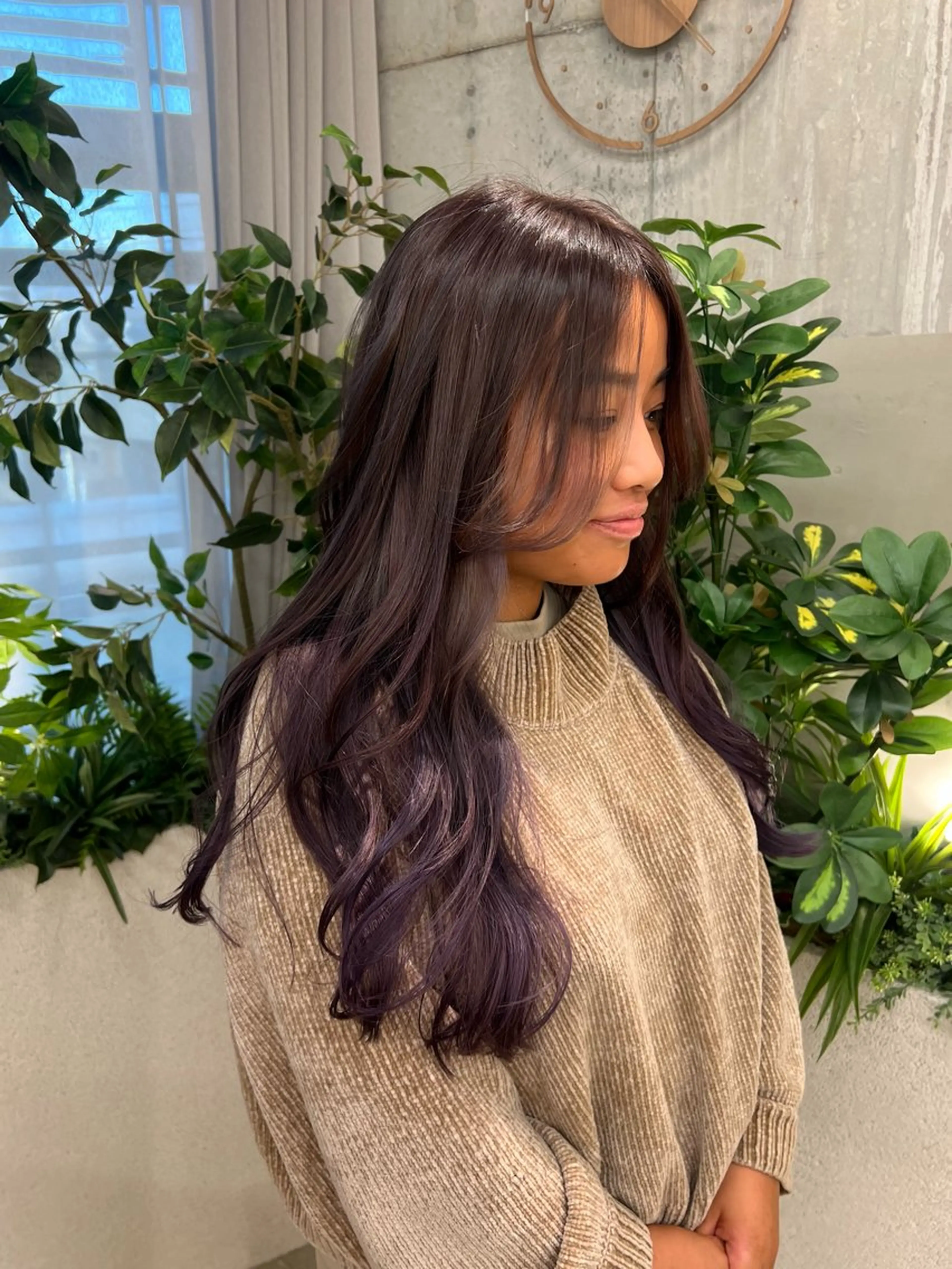 ロング レイヤーカット カット ヘアカラー パーマ トリートメント Toiro 横浜所属・海外ヘア／レイヤー カットNatsuのヘアスタイル