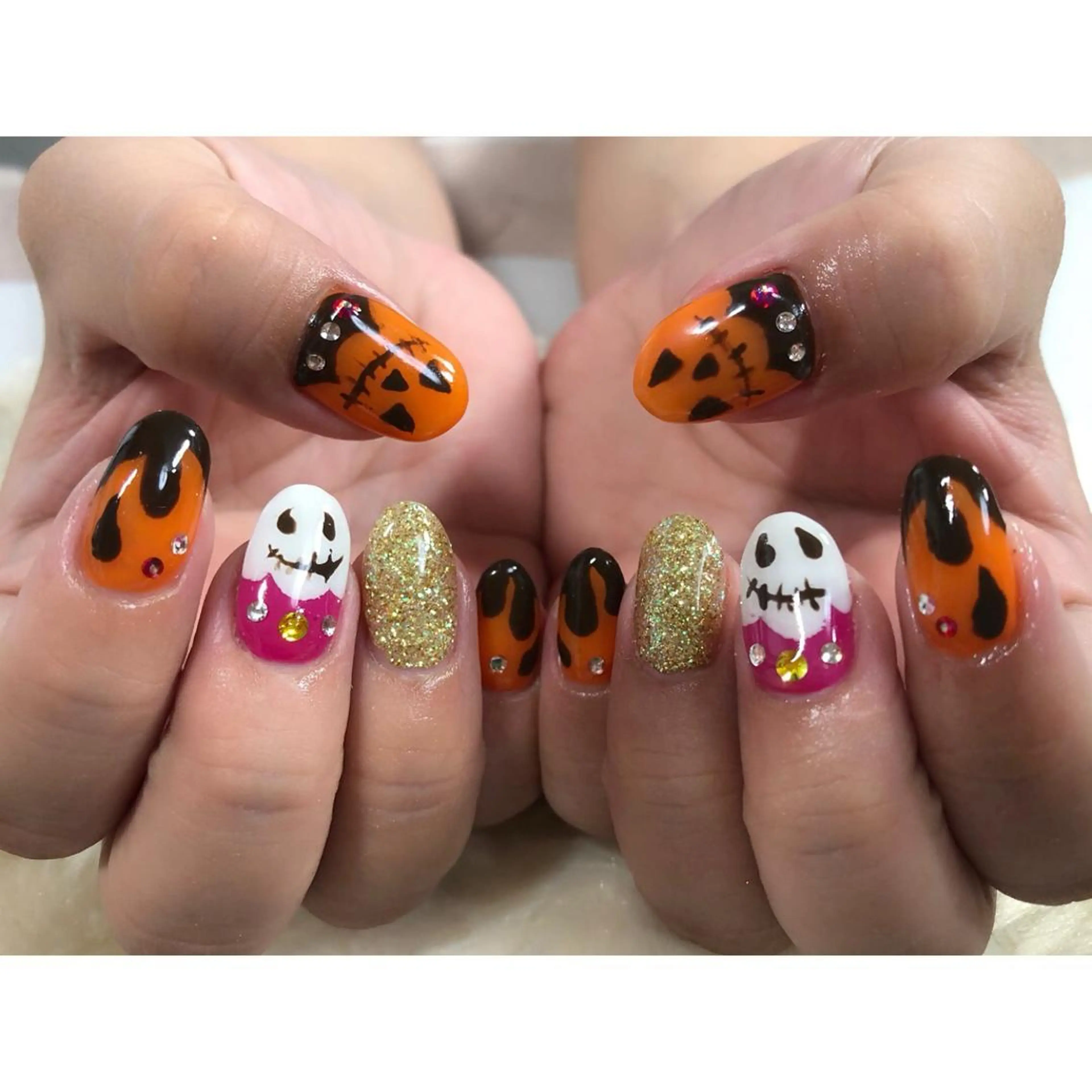 ネイル ハロウィン 持ち込み 中谷 亜佑美のネイルデザイン