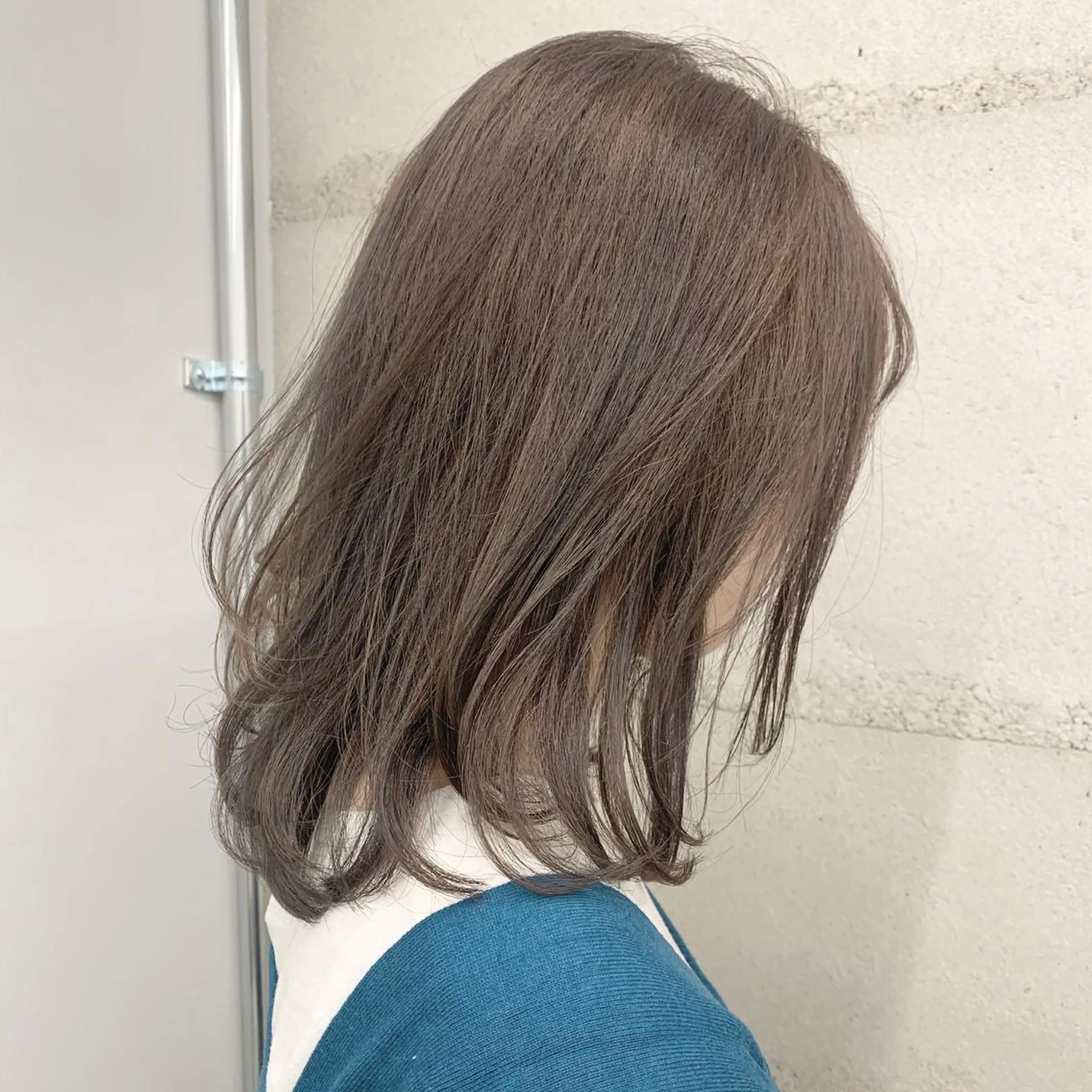 カラー 透明感/オリーブ/ グレージュ/YUKAのヘアスタイル