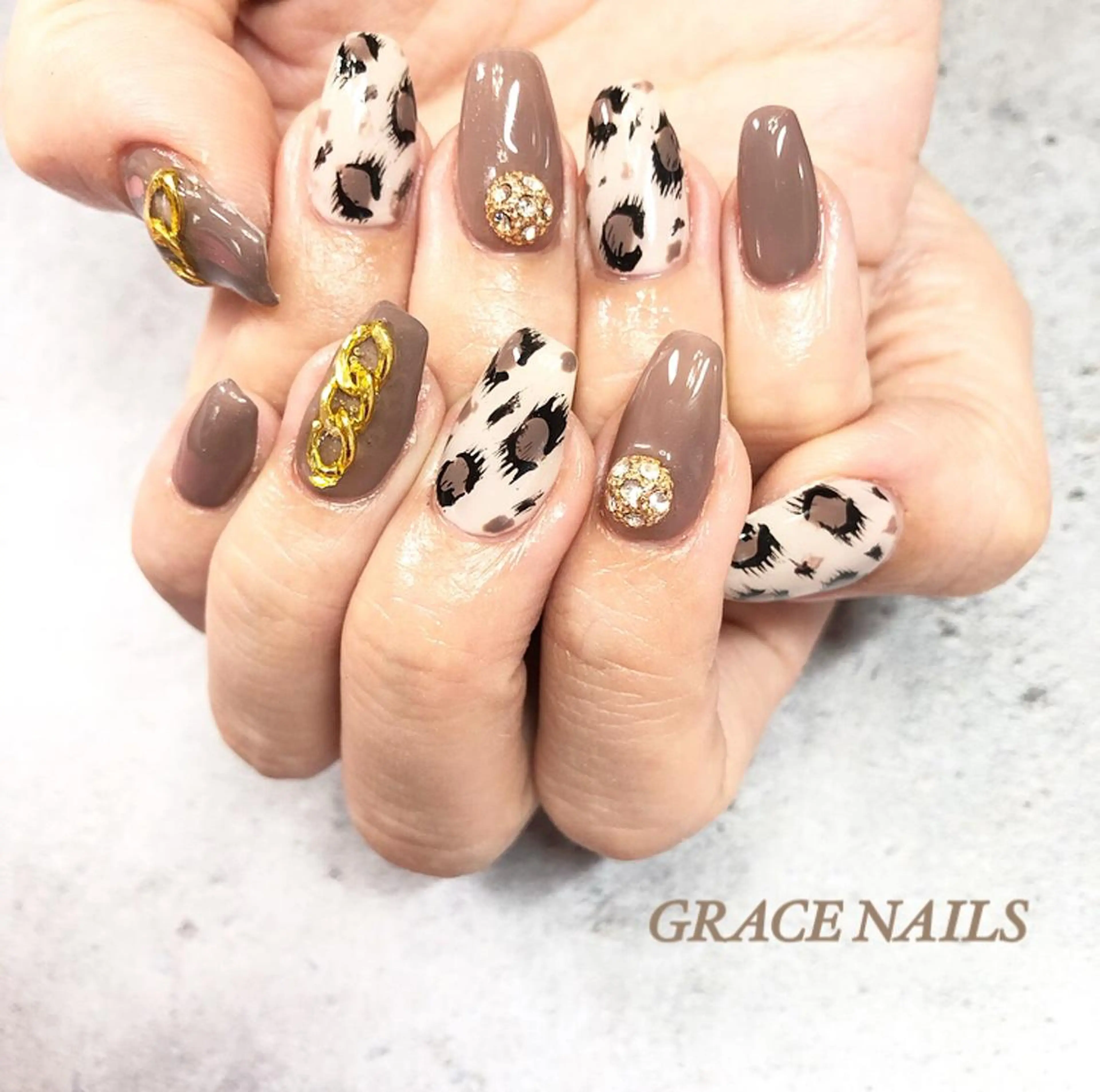 ネイル ハンドネイル フットネイル GRACE NAILSのネイルデザイン