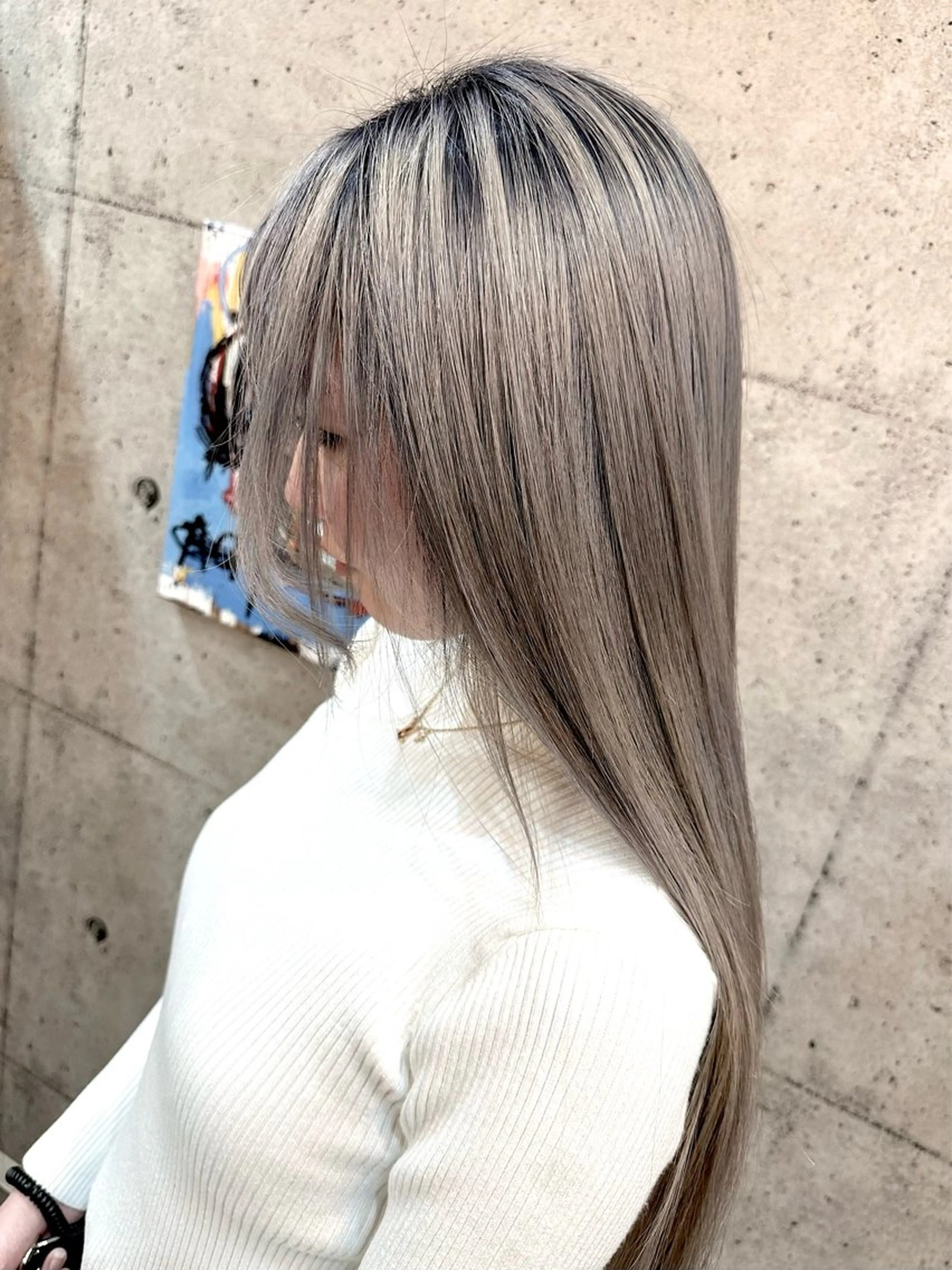 ロング ヘアカラー 🔷ブリーチバレイヤ ージュ🔷飯野達也のヘアスタイル