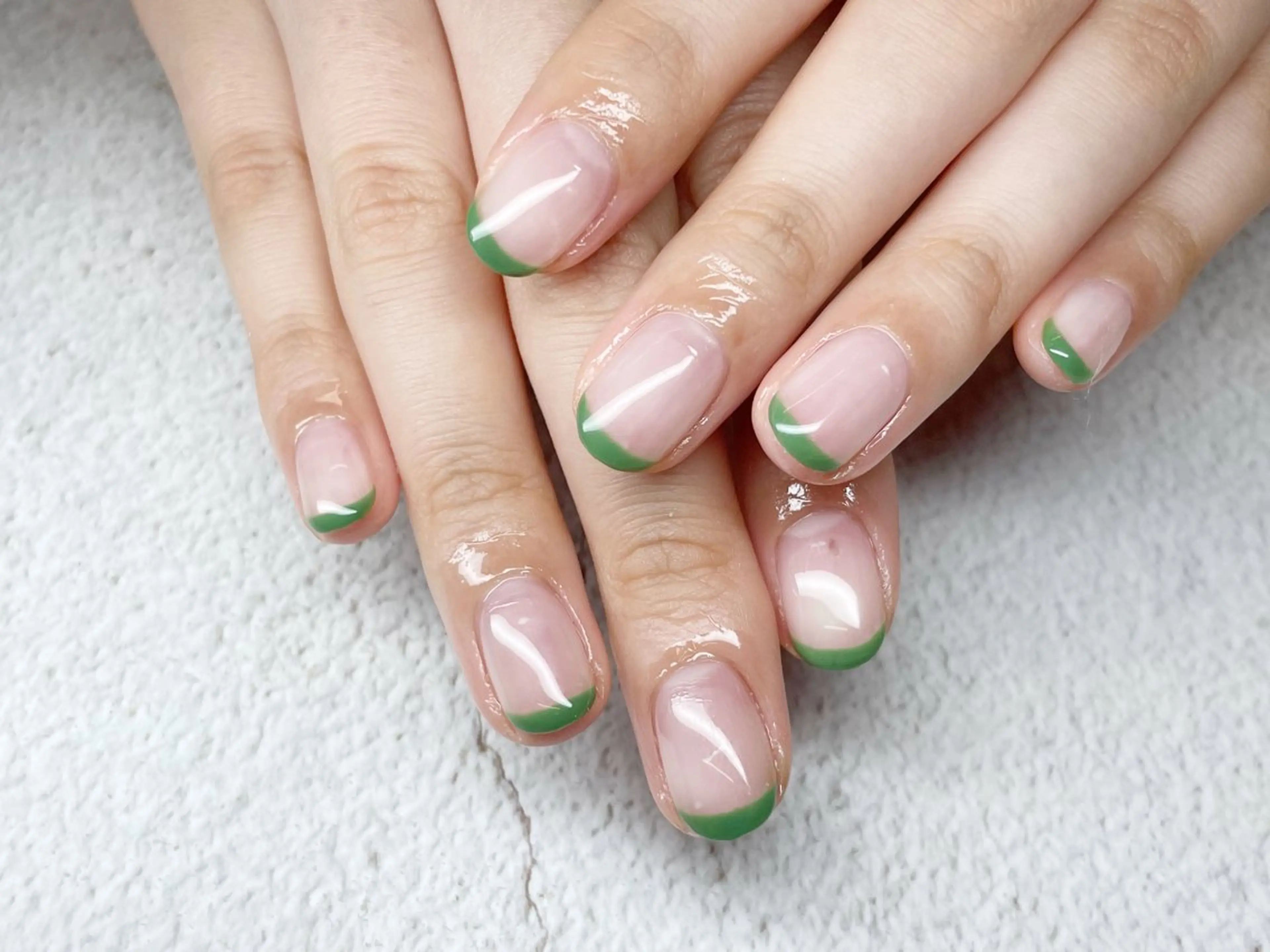 ネイル アートネイル ジェルネイル グラデーション マグネットネイル 持ち込み ハンドネイル エルモサ YURIKAのネイルデザイン