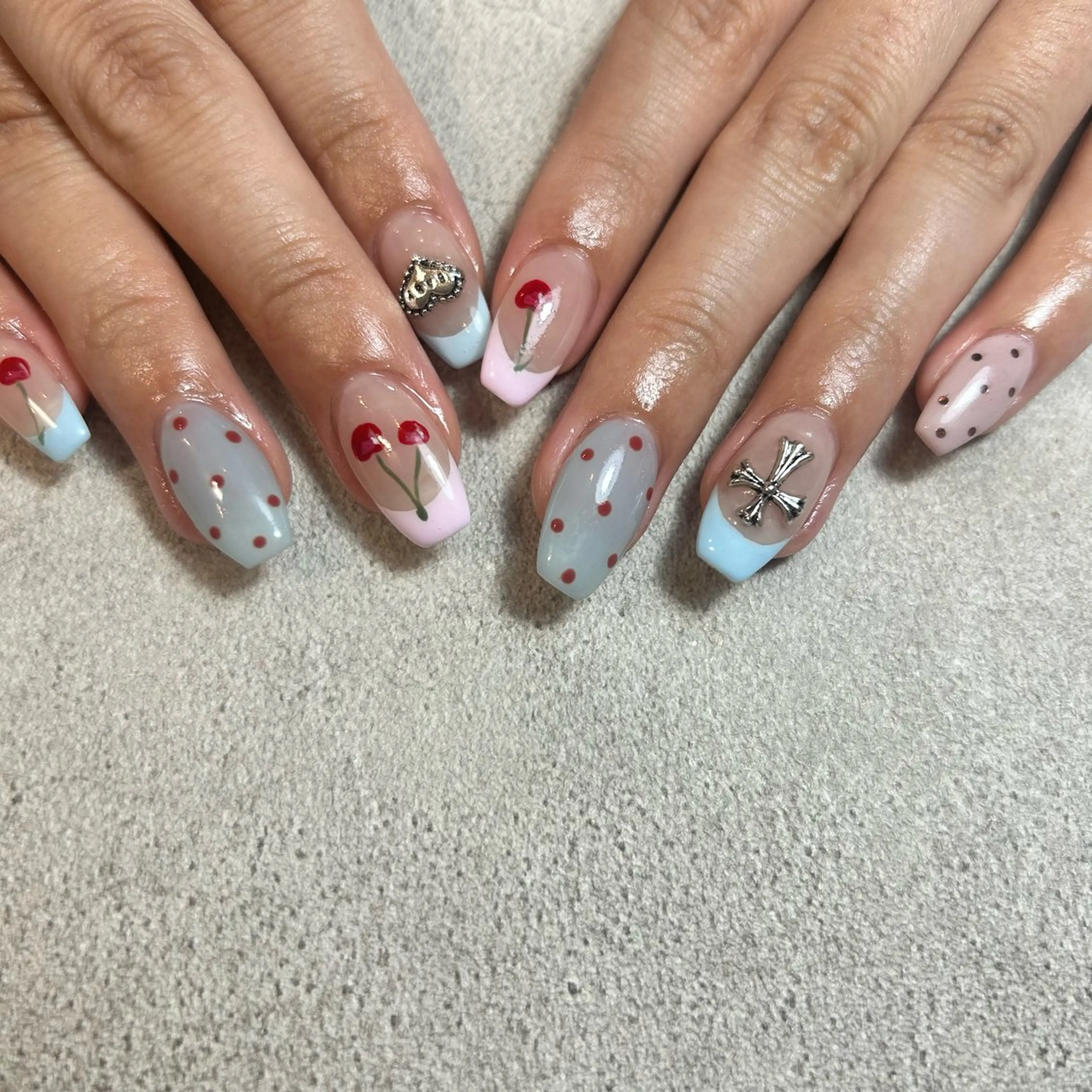 ネイル amunail所属・浦川 歩のネイルデザイン