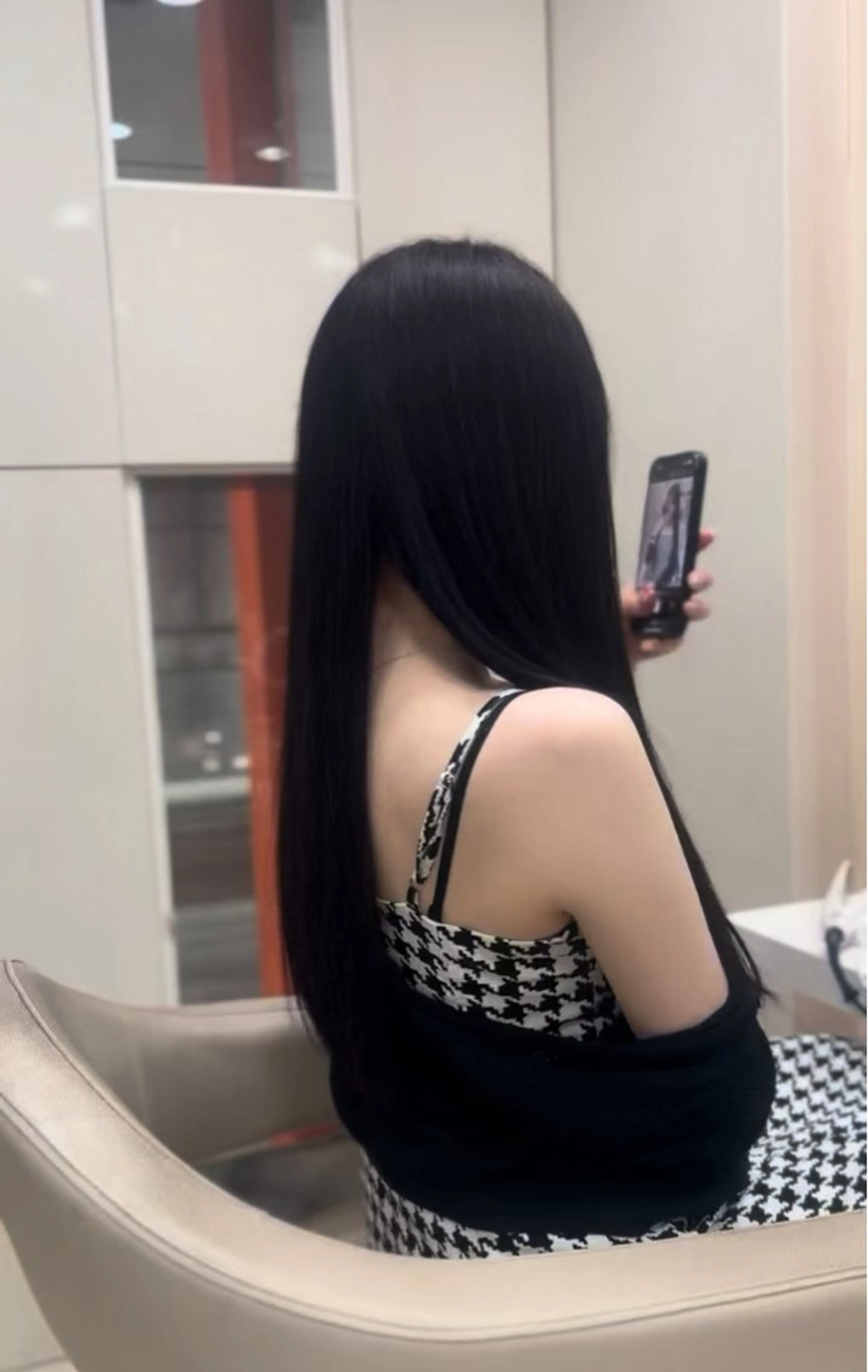 【💞🧁学生限定💞🧁】cut ➕color➕超音波treatment🫐➿学生限定のメニューになります🫐➿の写真