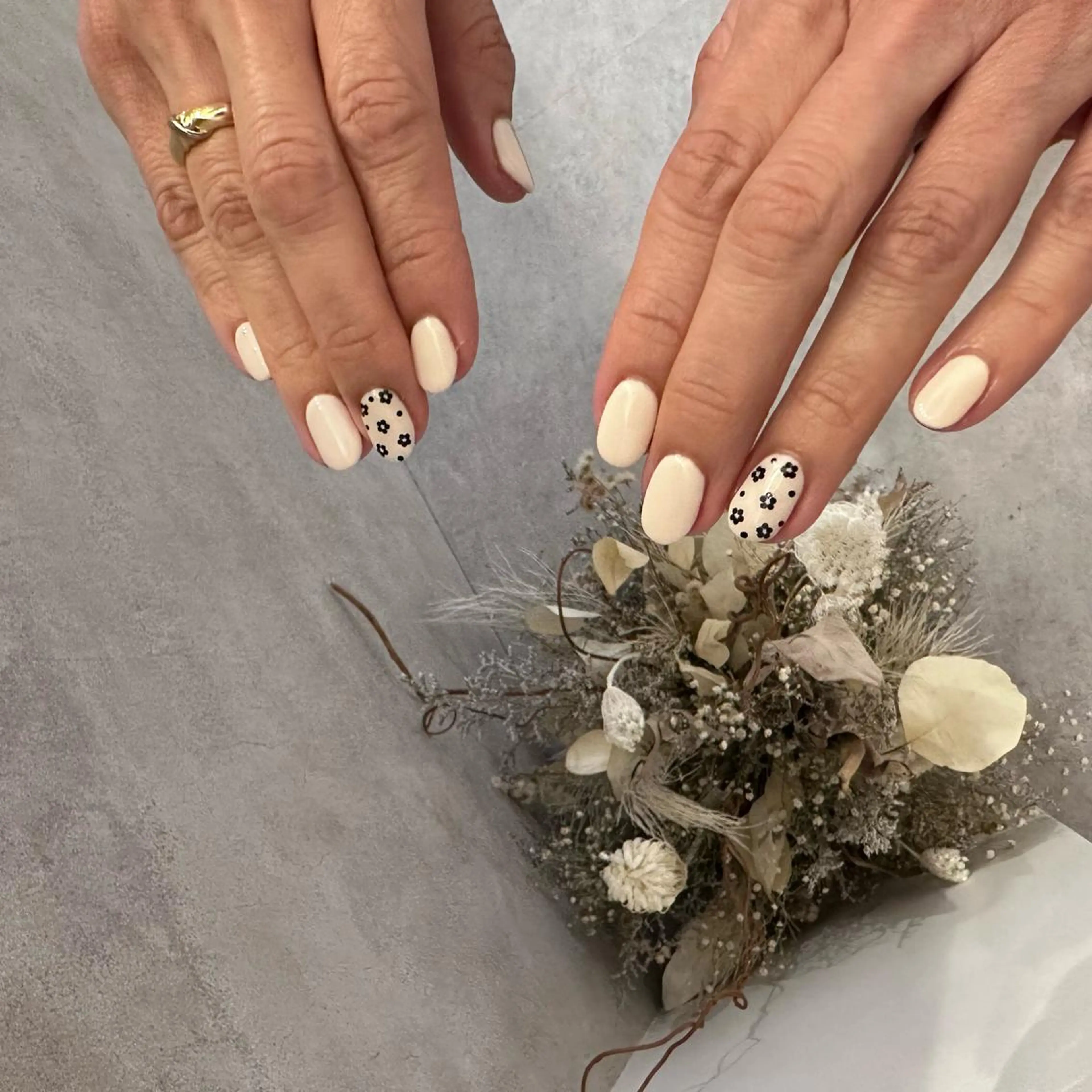 ネイル ハンドネイル Verest 西荻窪のネイルデザイン