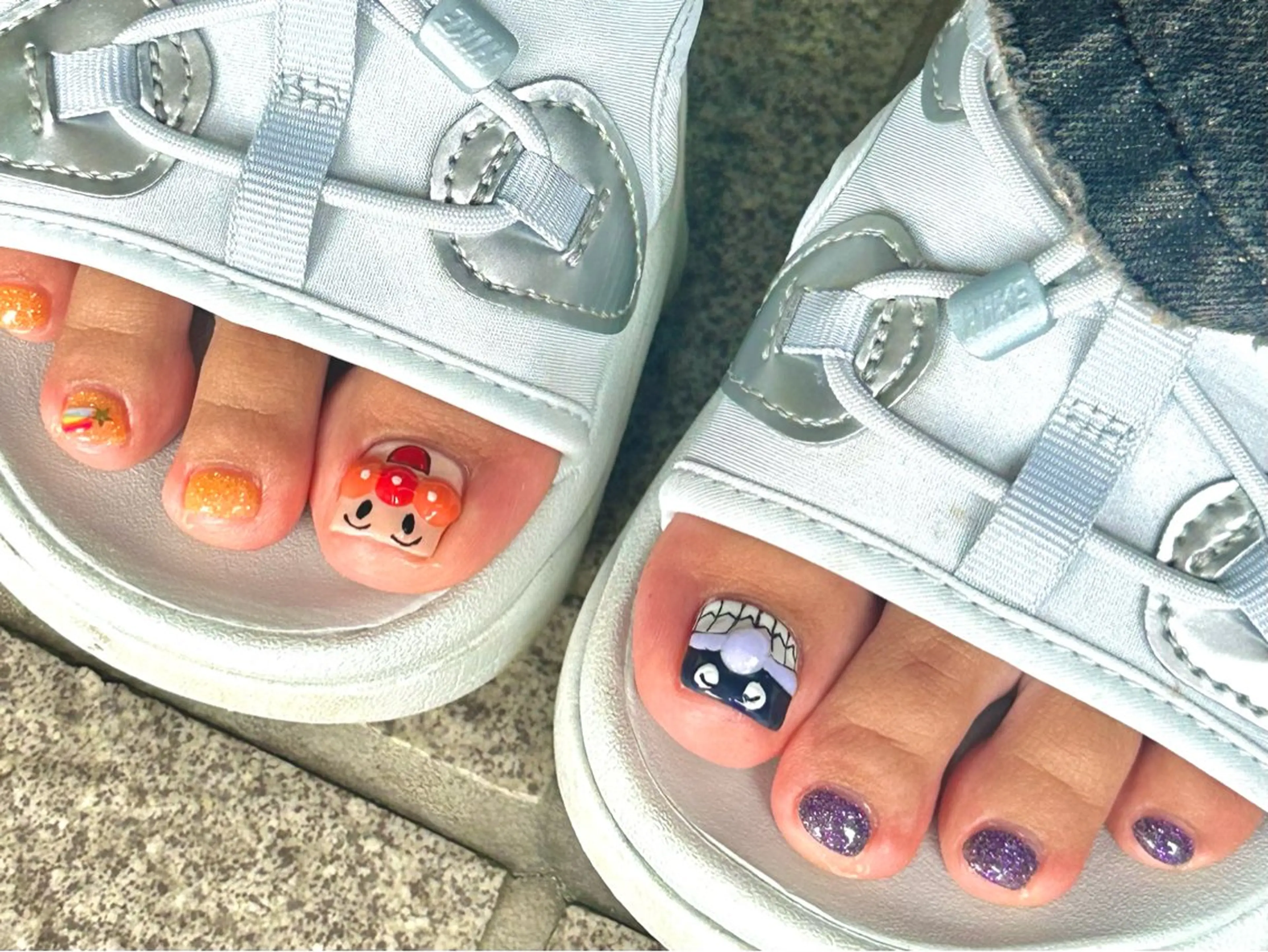 ネイル ハロウィン フットネイル エムスラッシュセンター南sol所属・kano🫧 指名No.1💫のネイルデザイン