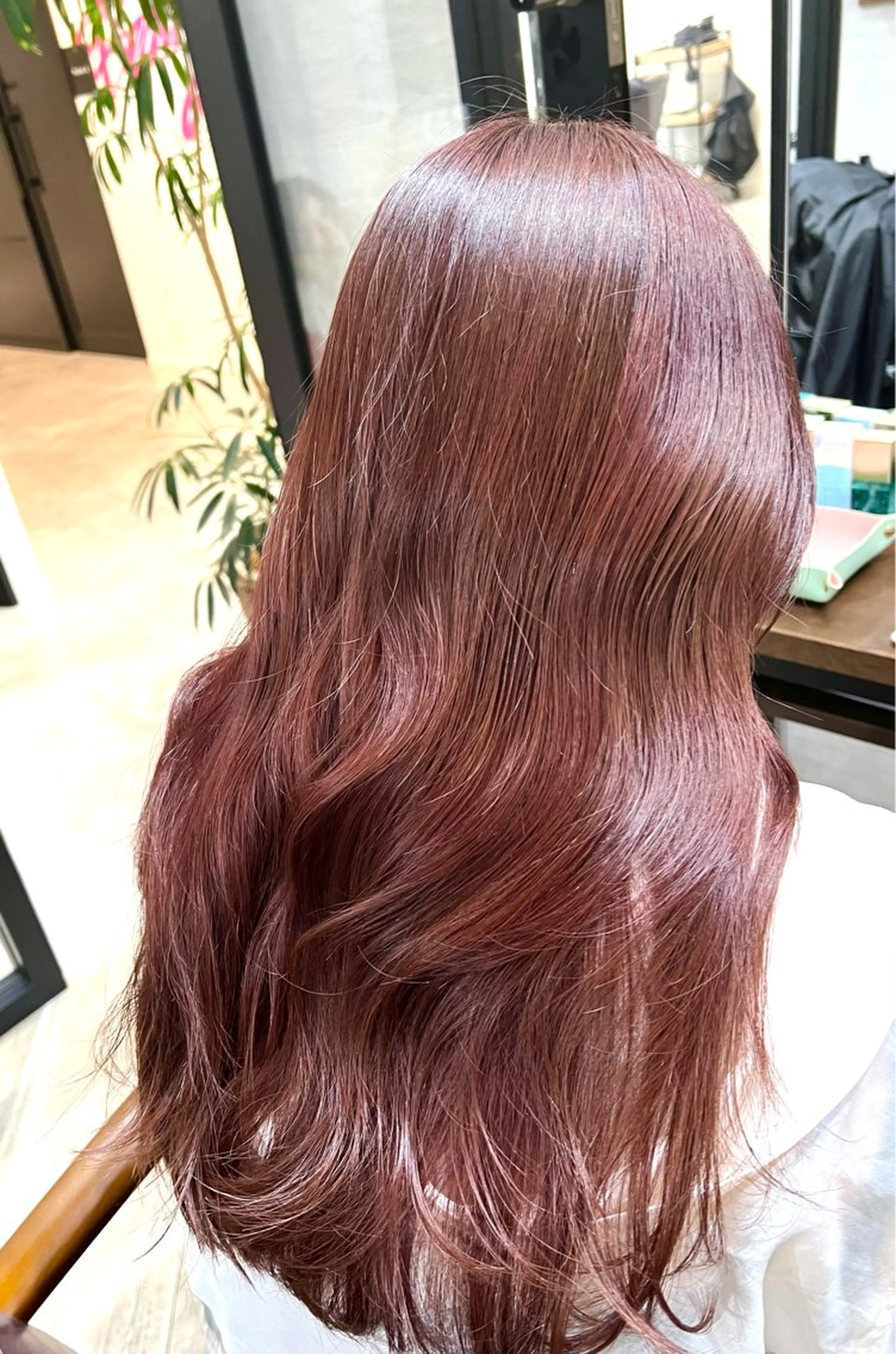 ロング カラー ヘアアレンジ ブリーチ ブラウンカラー ブリーチなしカラー ピンクカラー ピンクブラウン 顔まわり職人🇰🇷 韓国ヘア/KAITOのヘアスタイル