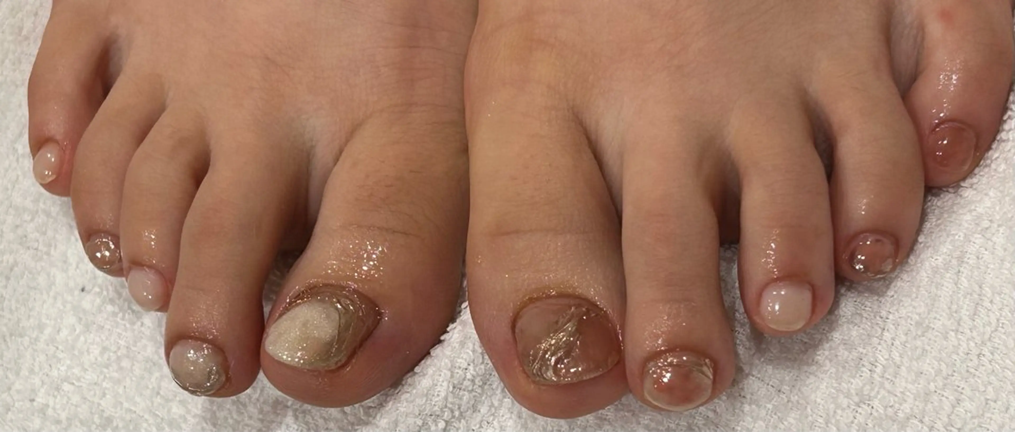 ネイル ꪆৎ平行アーチ ྀི ワカナの眉毛・アイブロウイメージ