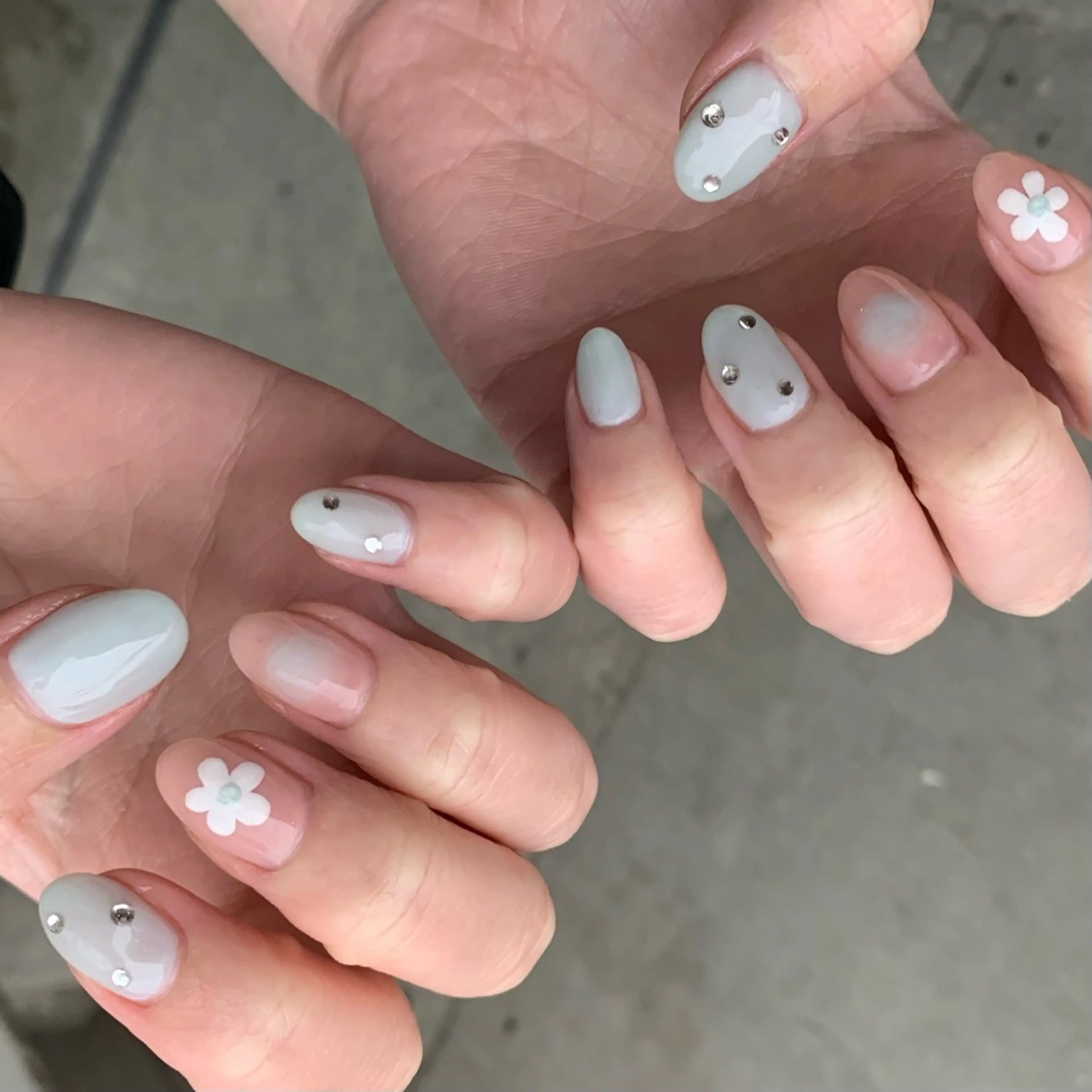 ネイル ハンドネイル YUKIMO🍎名駅 /ニュアンスのネイルデザイン