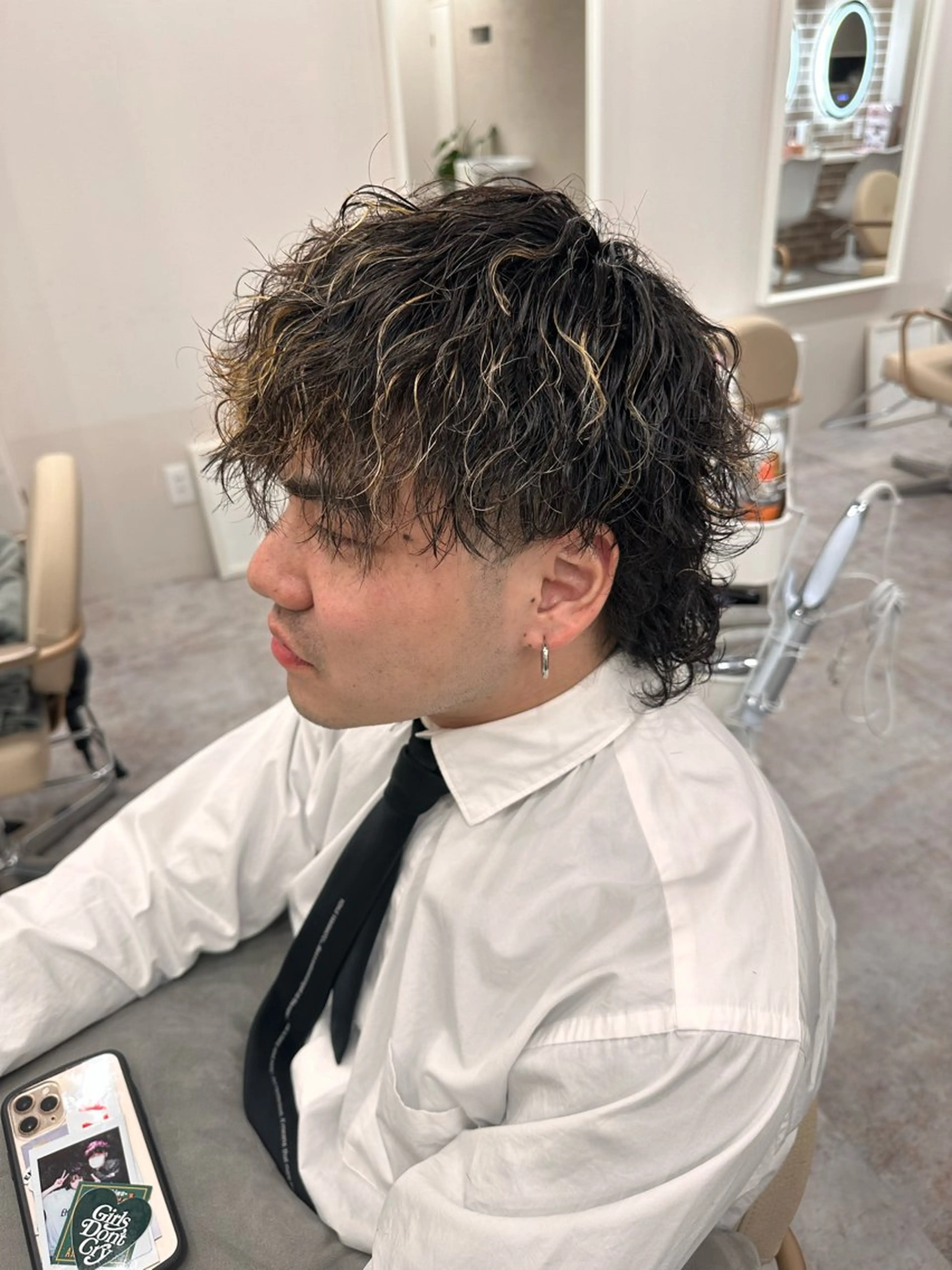 ショート カット パーマ ボブ、レイヤー、 ハイトーン、古淵のヘアスタイル