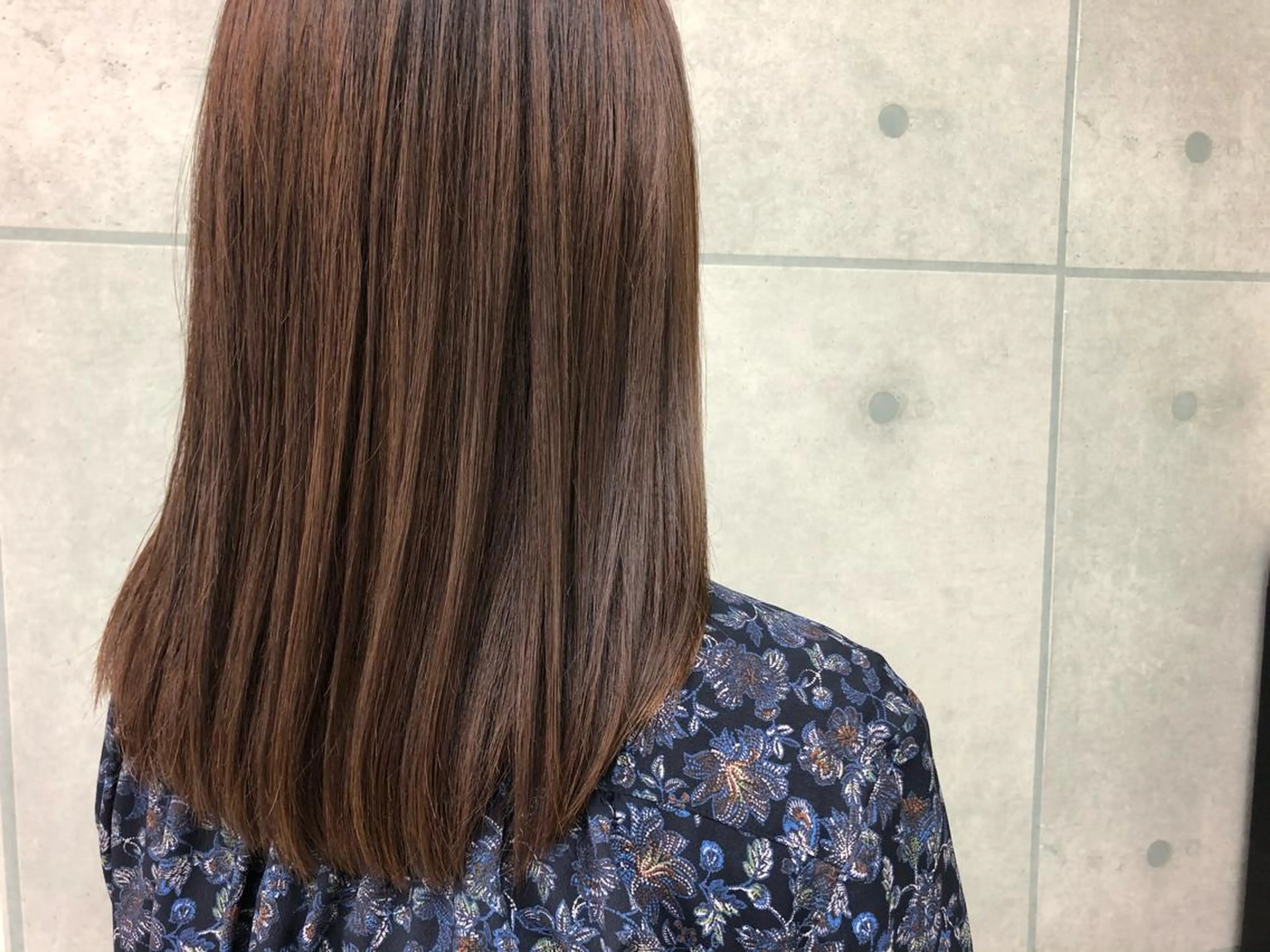 ミディアム パーマ Ｄirector 　徳久　真紀の眉毛・アイブロウイメージ