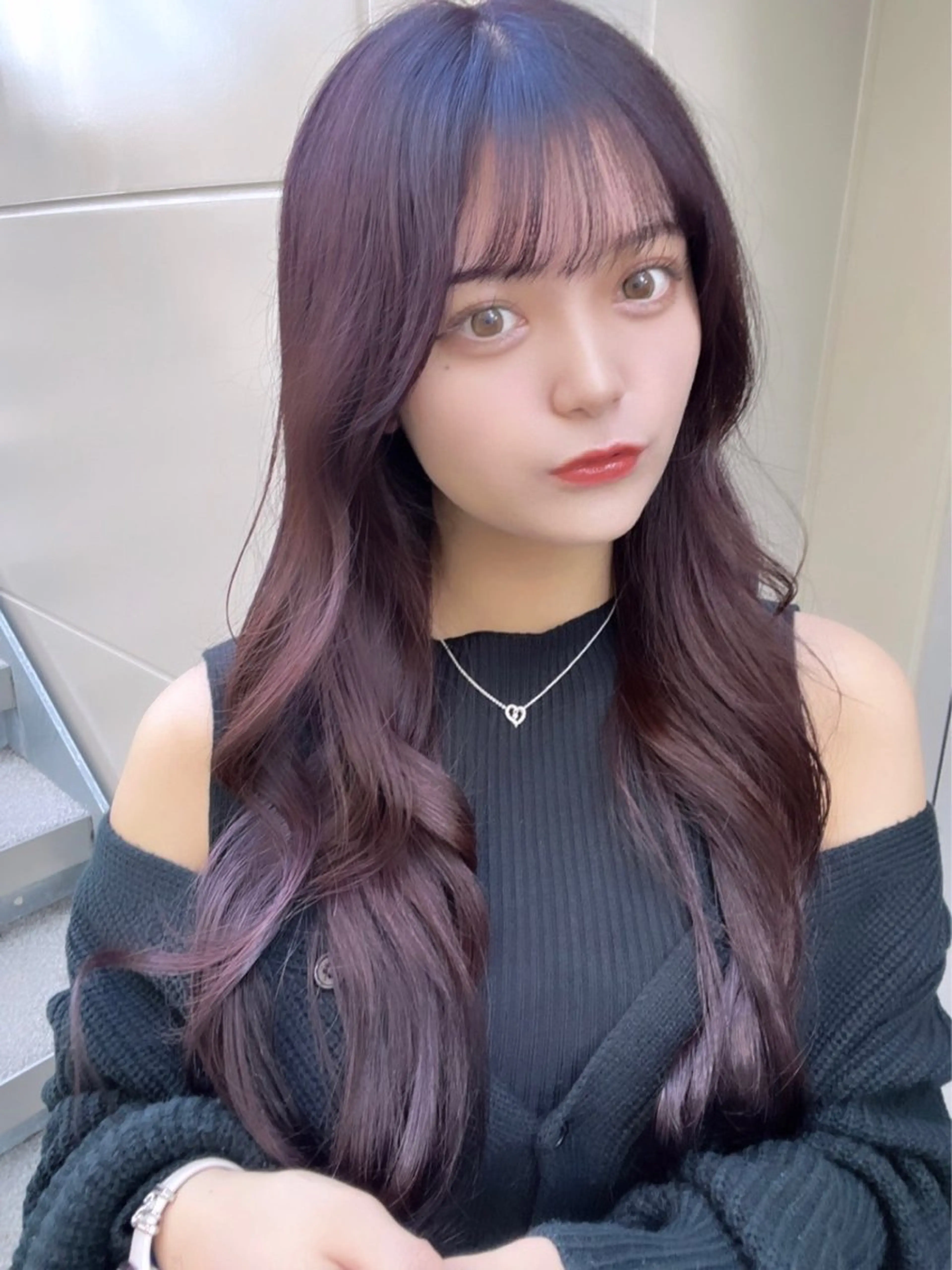 ロング カラー ブリーチ ラベンダーカラー ブリーチなしカラー ヘアカラー トリートメント 若月 あやかのヘアスタイル