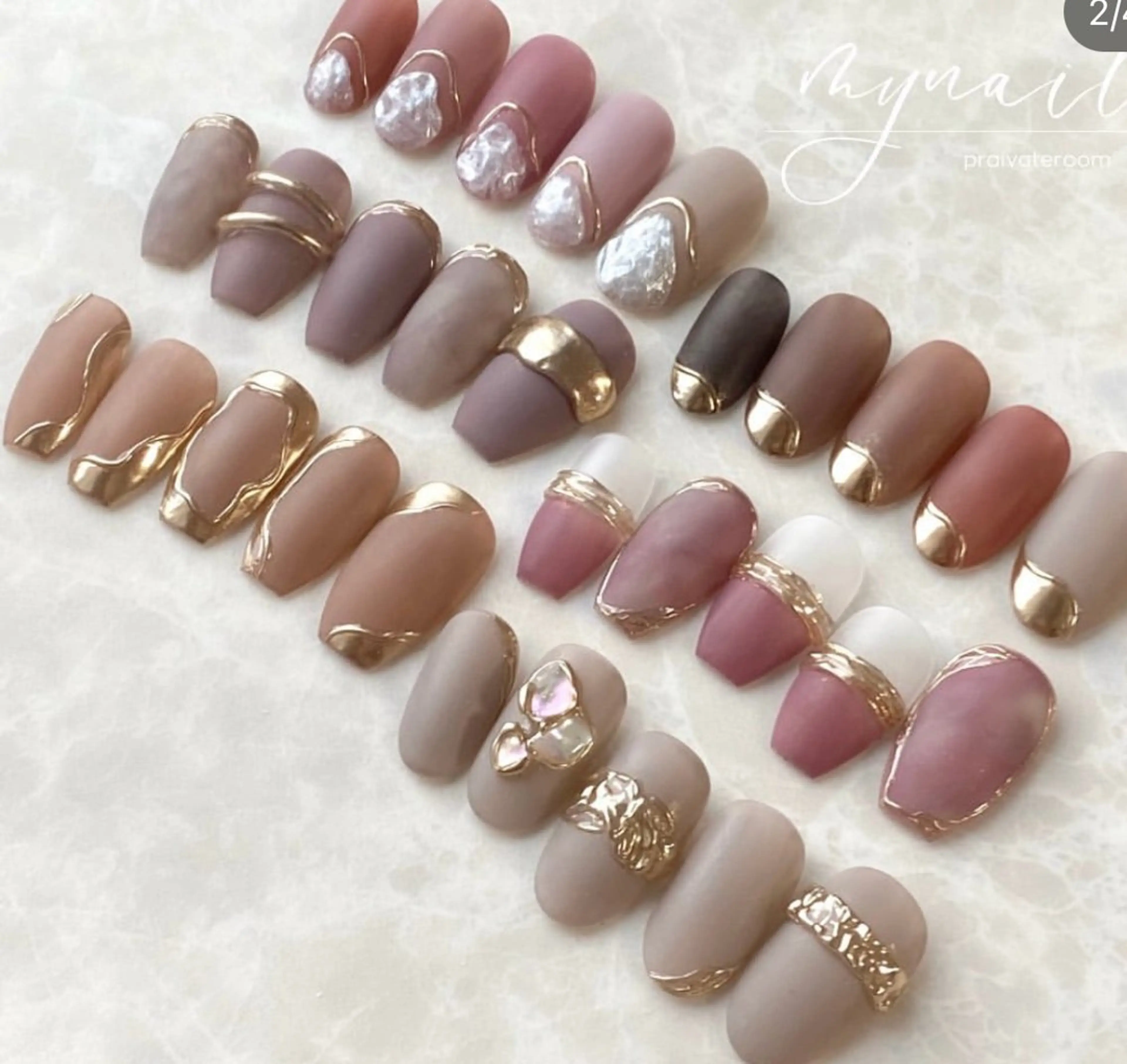 (オフ有り、ケヤ込み🌟)ミラー🪞デザインネイル💅の写真