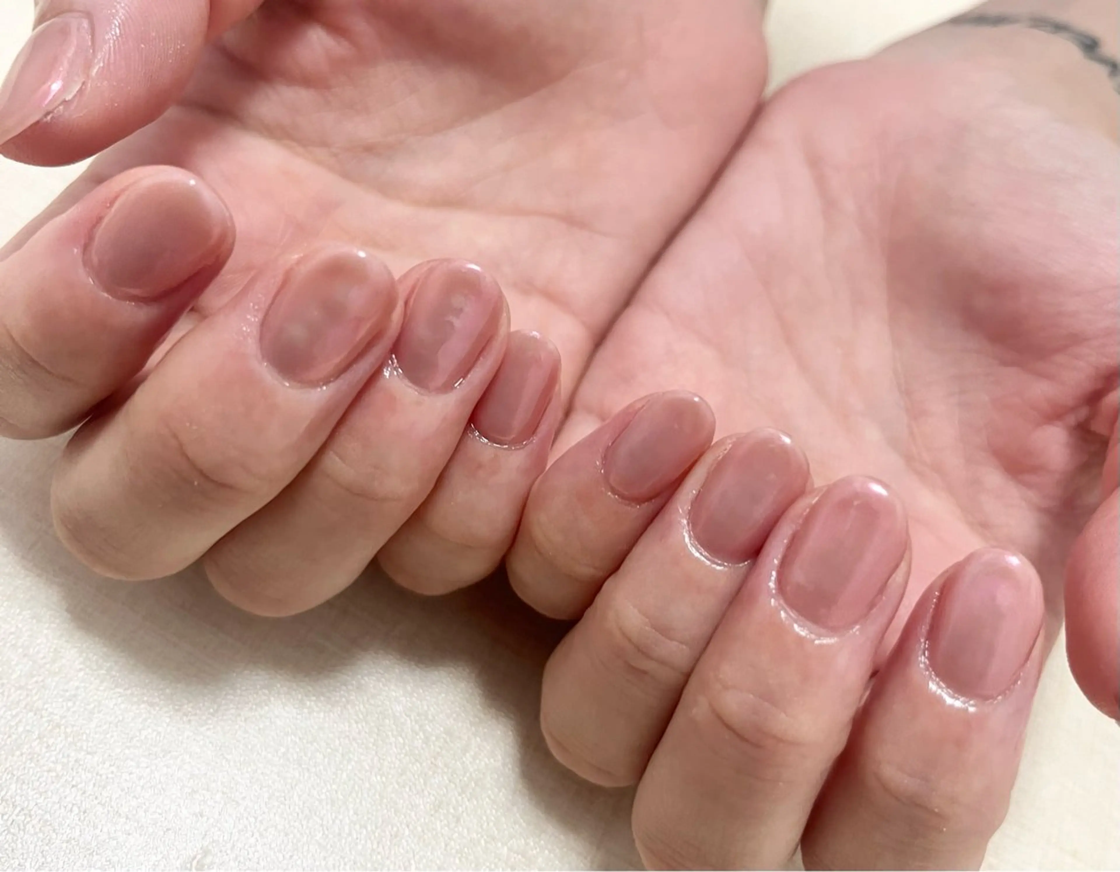 ネイル オーロラネイル ハンドネイル わたなべ さやかのネイルデザイン