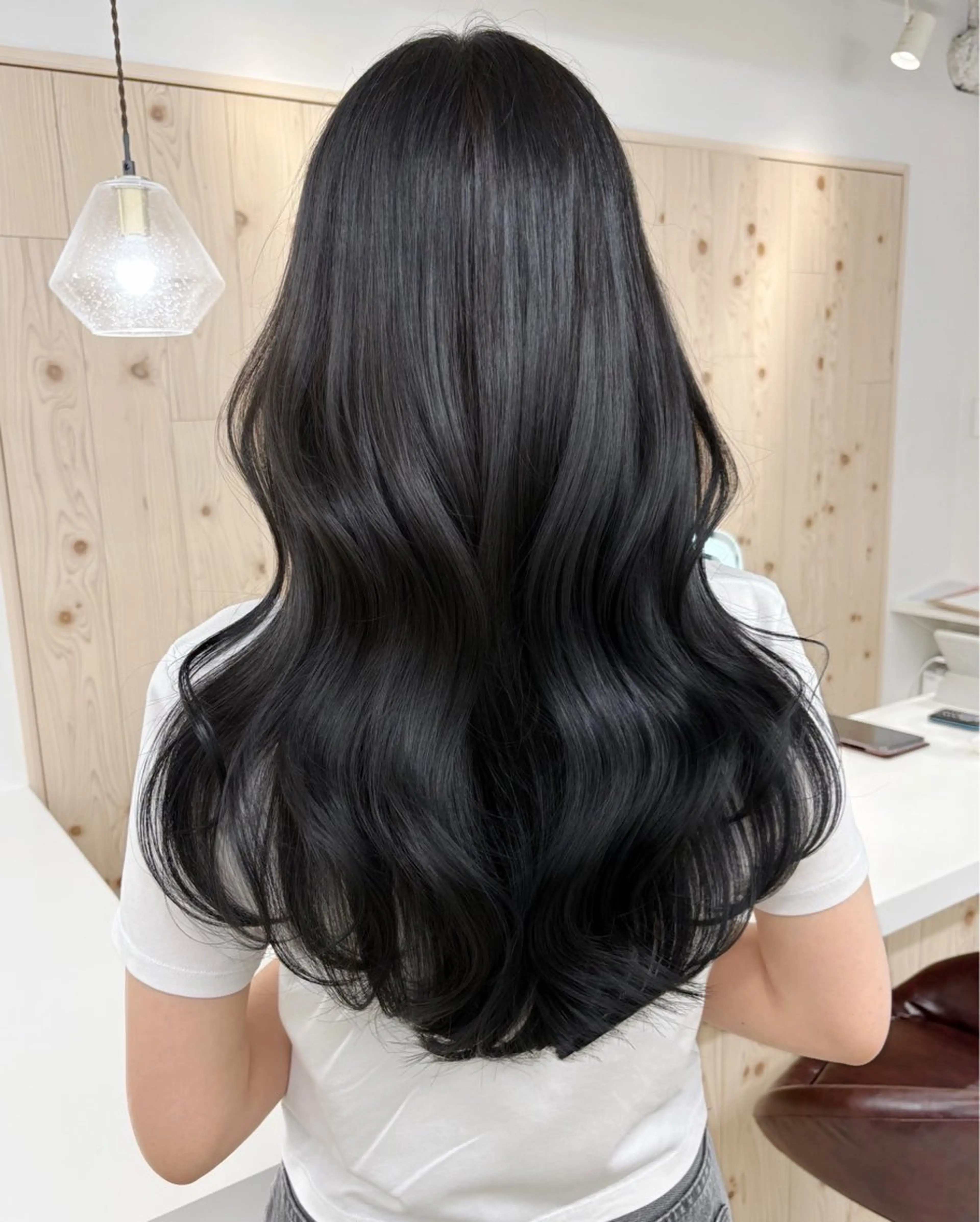 ロング カラー カット ヘアカラー トリートメント ヘアセット 新宿/韓国ヘア/ 髪質改善ストレートのヘアスタイル