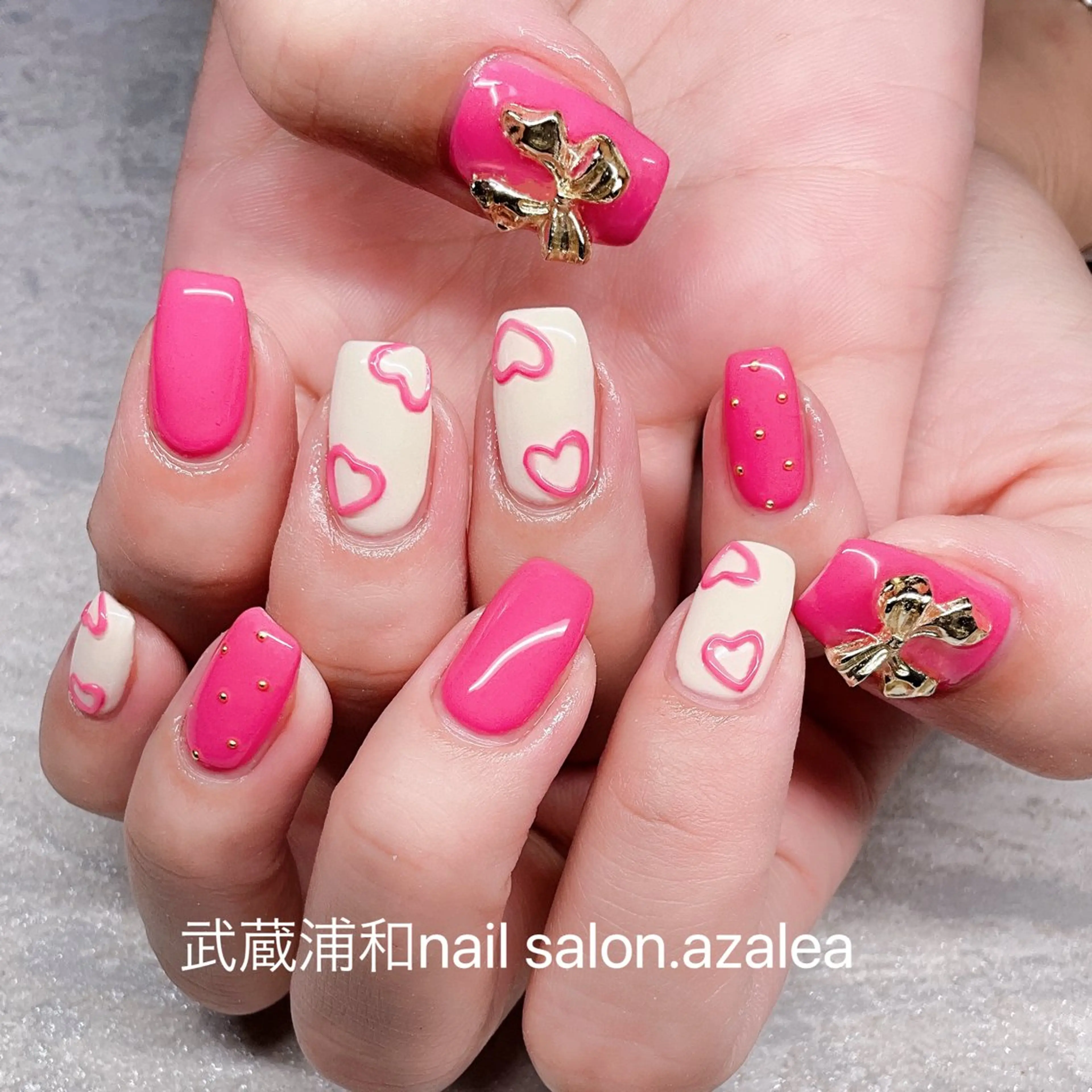 ネイル ハンドネイル R inのネイルデザイン