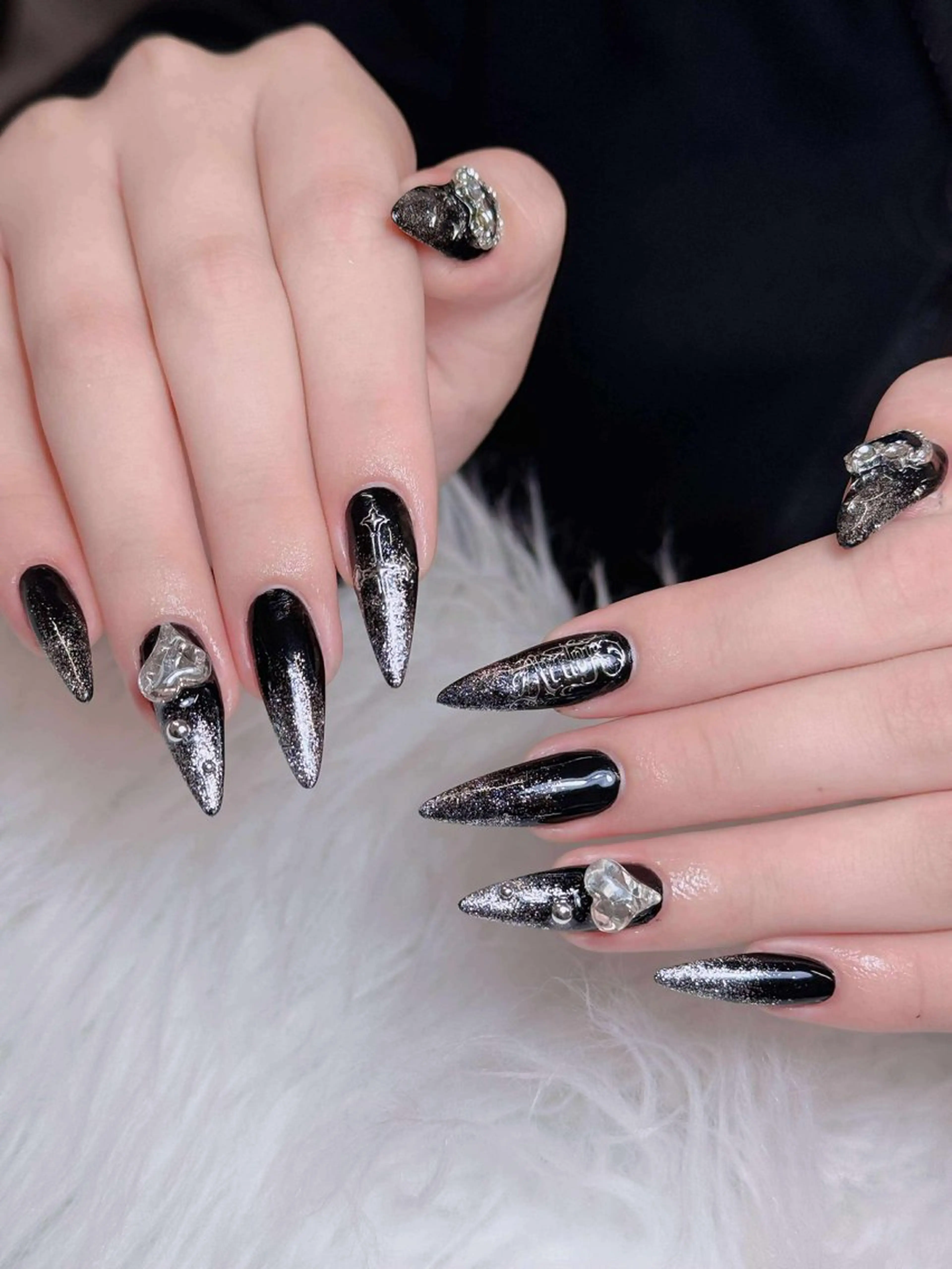 ネイル オーロラネイル チークネイル フットネイル フレンチネイル 韓国ネイル ハンドネイル Lumi Nailのネイルデザイン