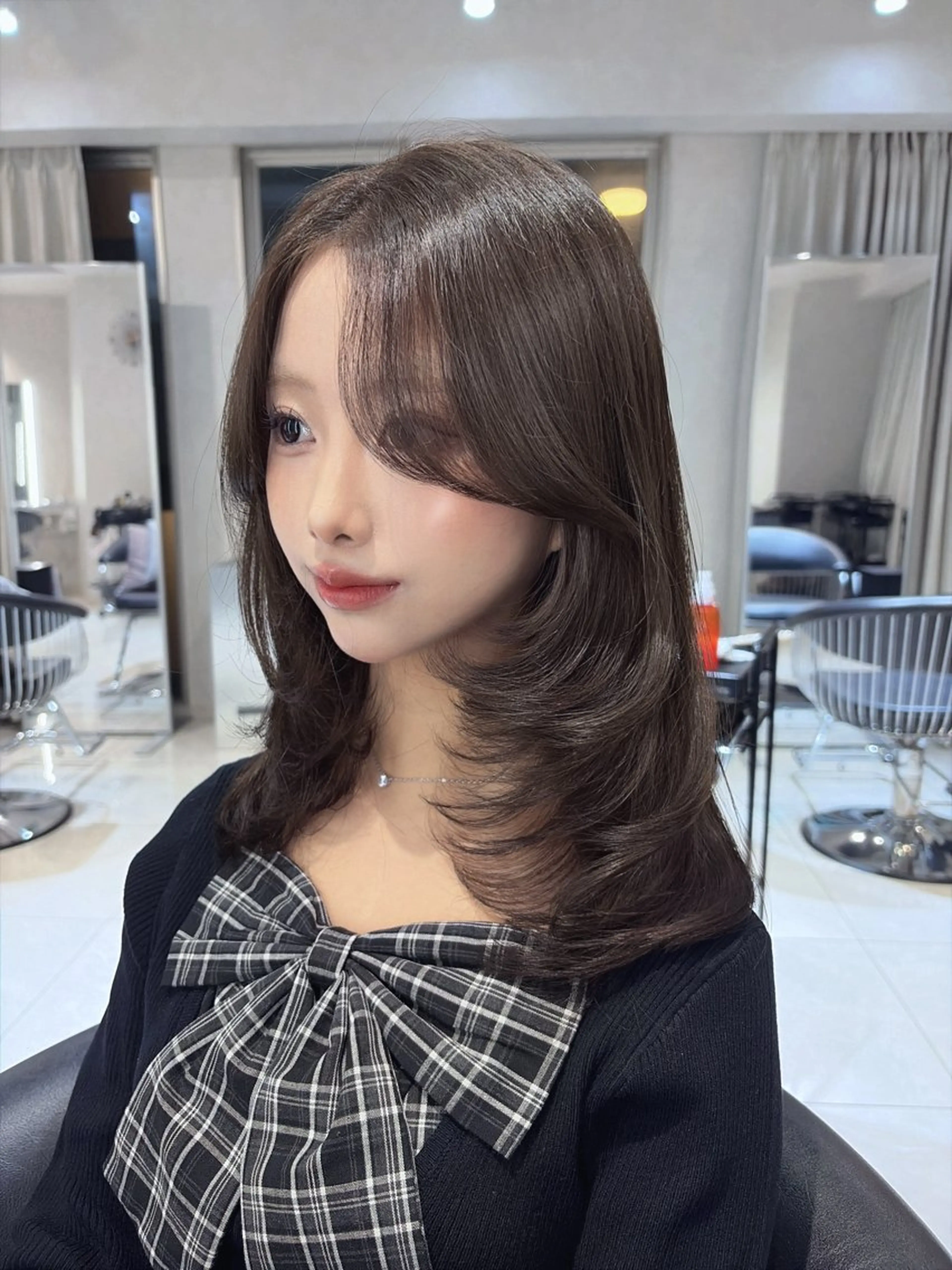 ミディアム カラー レイヤーカット カット ヘアカラー トリートメント 韓国レイヤー×モテ髪 /MITSUKI🤍のヘアスタイル