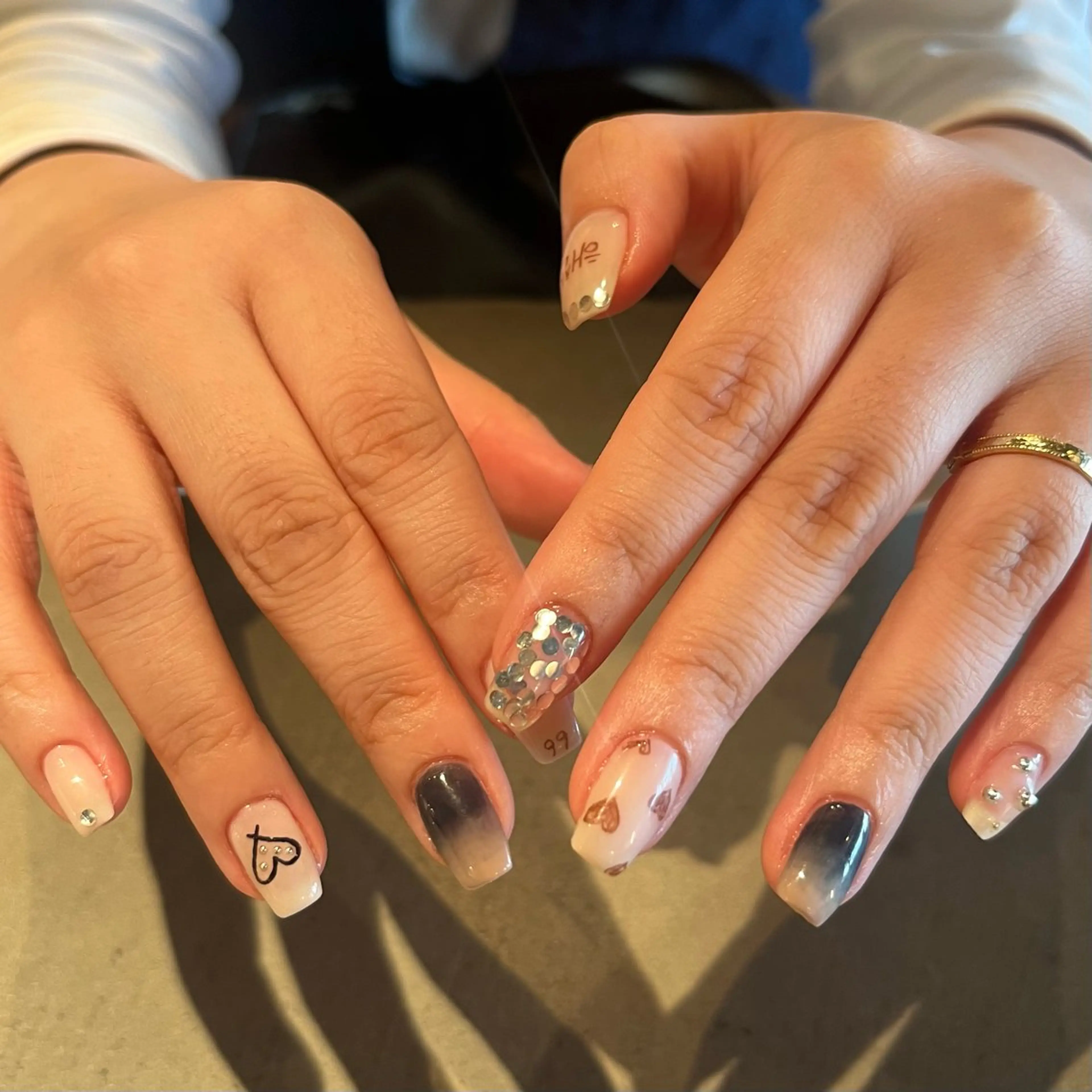 ネイル ハンドネイル 長谷川 亜美のネイルデザイン