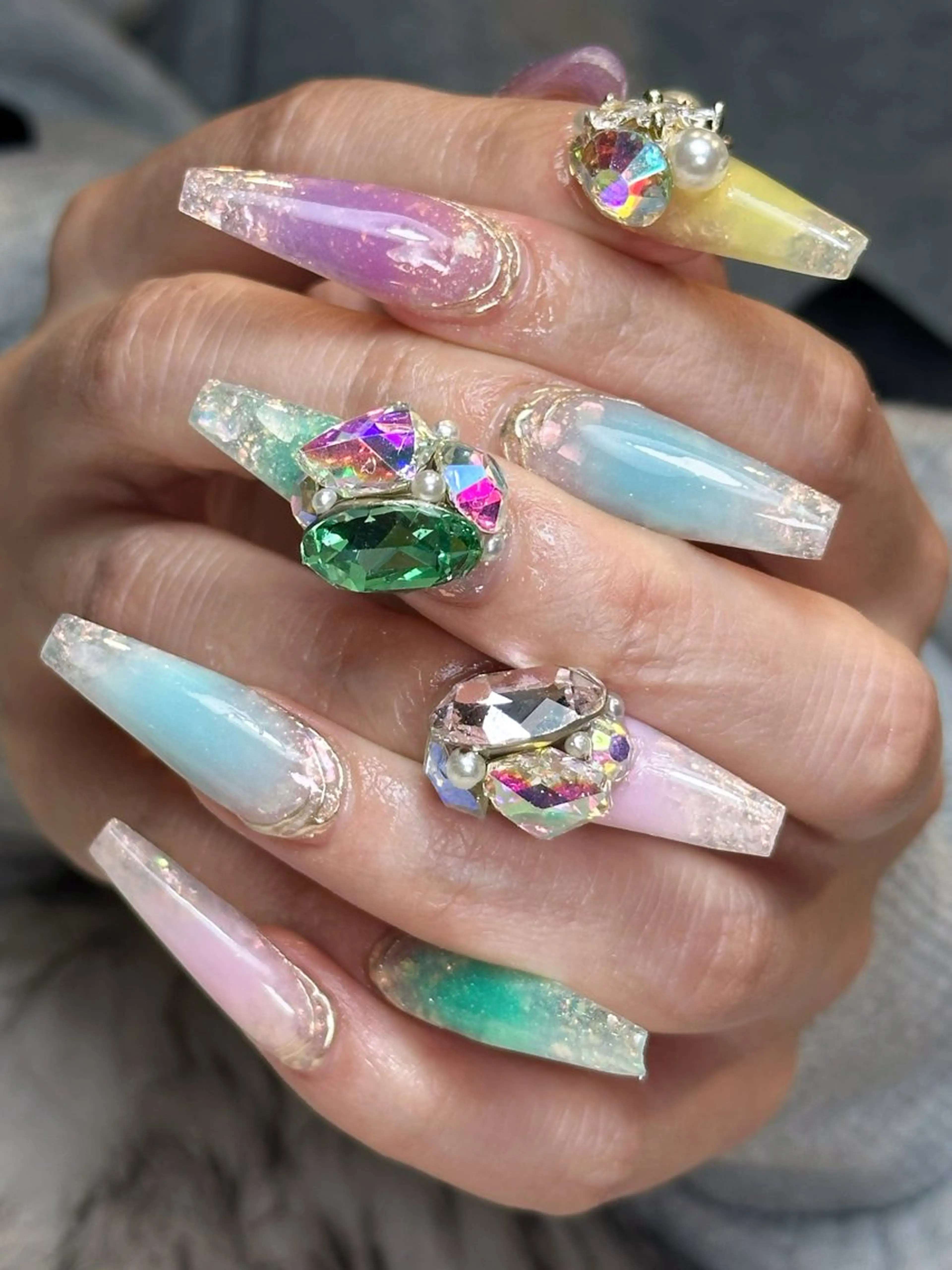 ネイル nail salon  DIA所属・出羽 奈津季のネイルデザイン