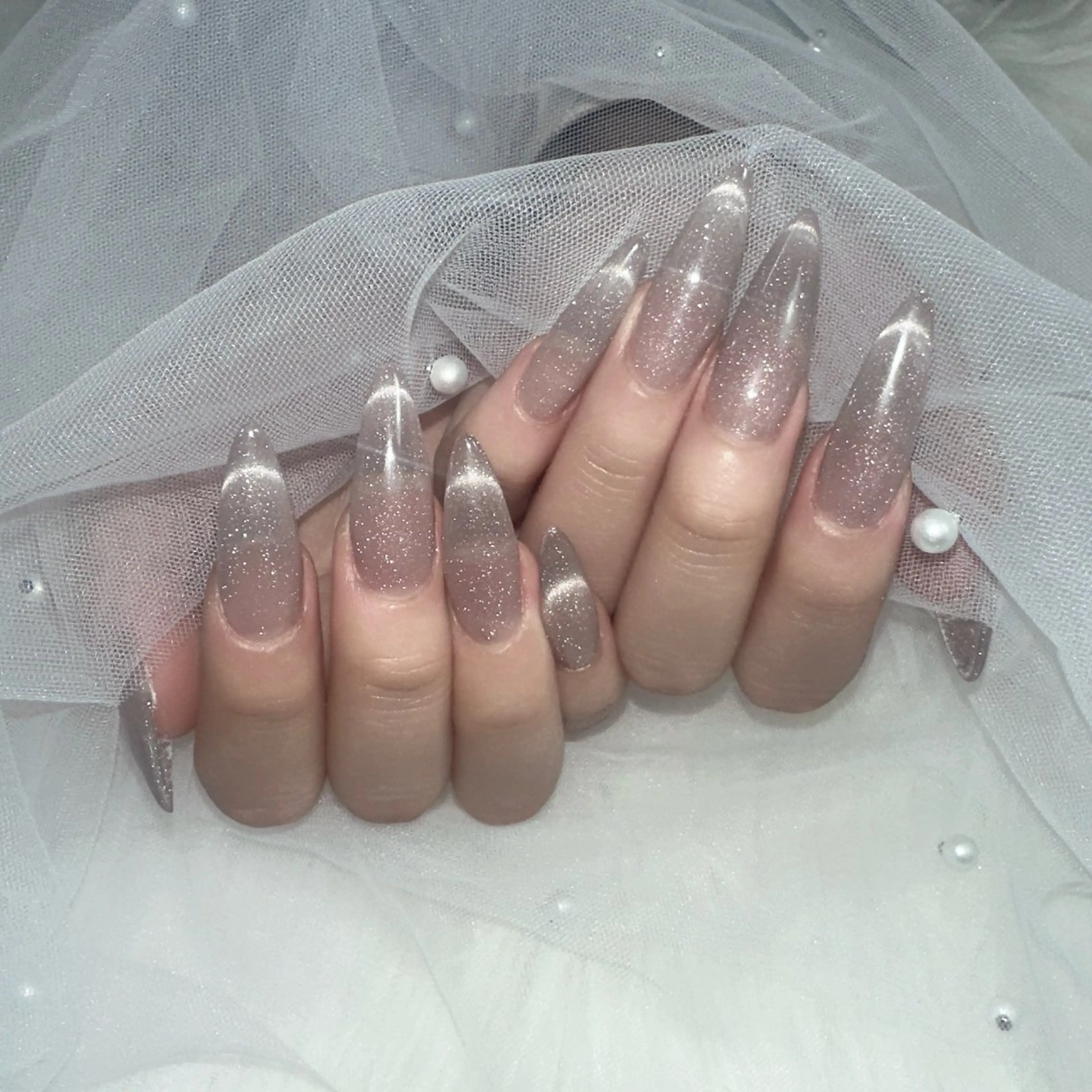 ネイル アートネイル ジェルネイル グラデーション キラキラネイル ラメ(グリッター) ハンドネイル Viola. 優花のネイルデザイン